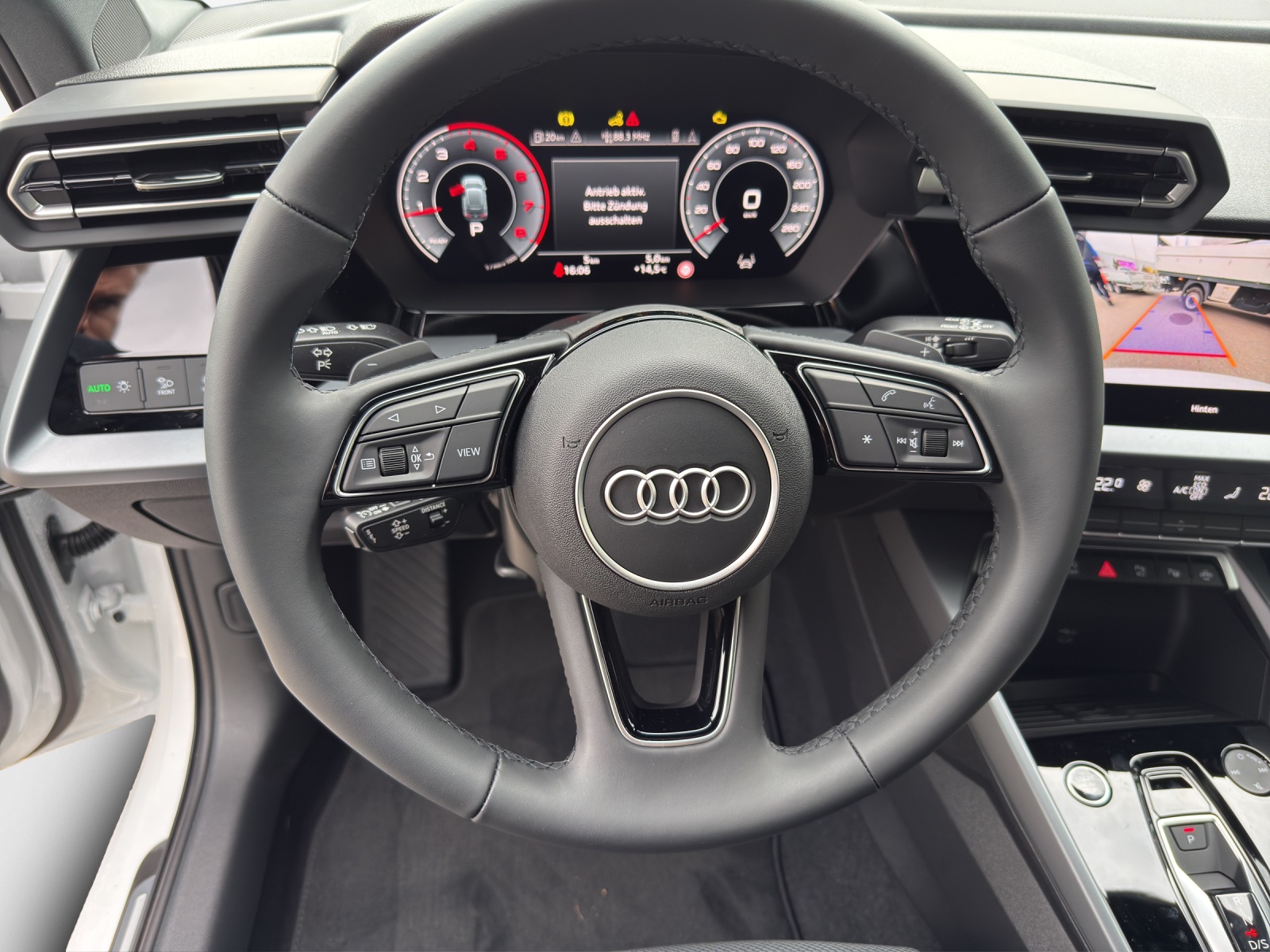 AUDI A3 Sportback 40 TFSI S line S-tronic quattro-image-9