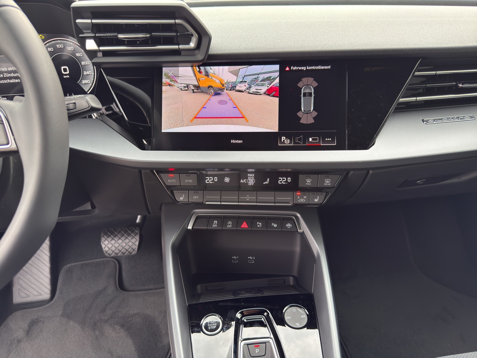 AUDI A3 Sportback 40 TFSI S line S-tronic quattro-image-10