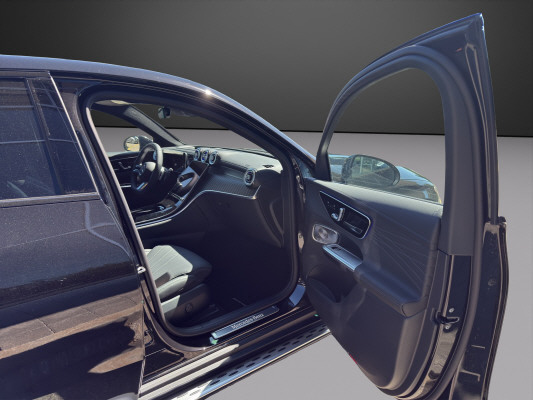 MERCEDES-BENZ CLE 300 Coupé 4M 9G-T-image-8