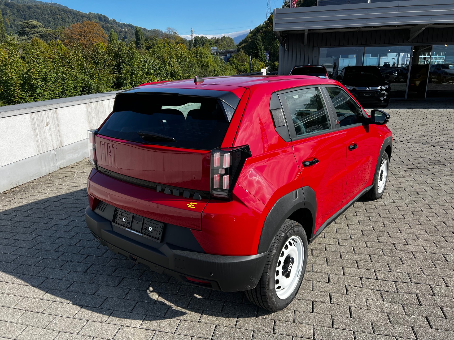 FIAT Grande Panda El. Red-image-2