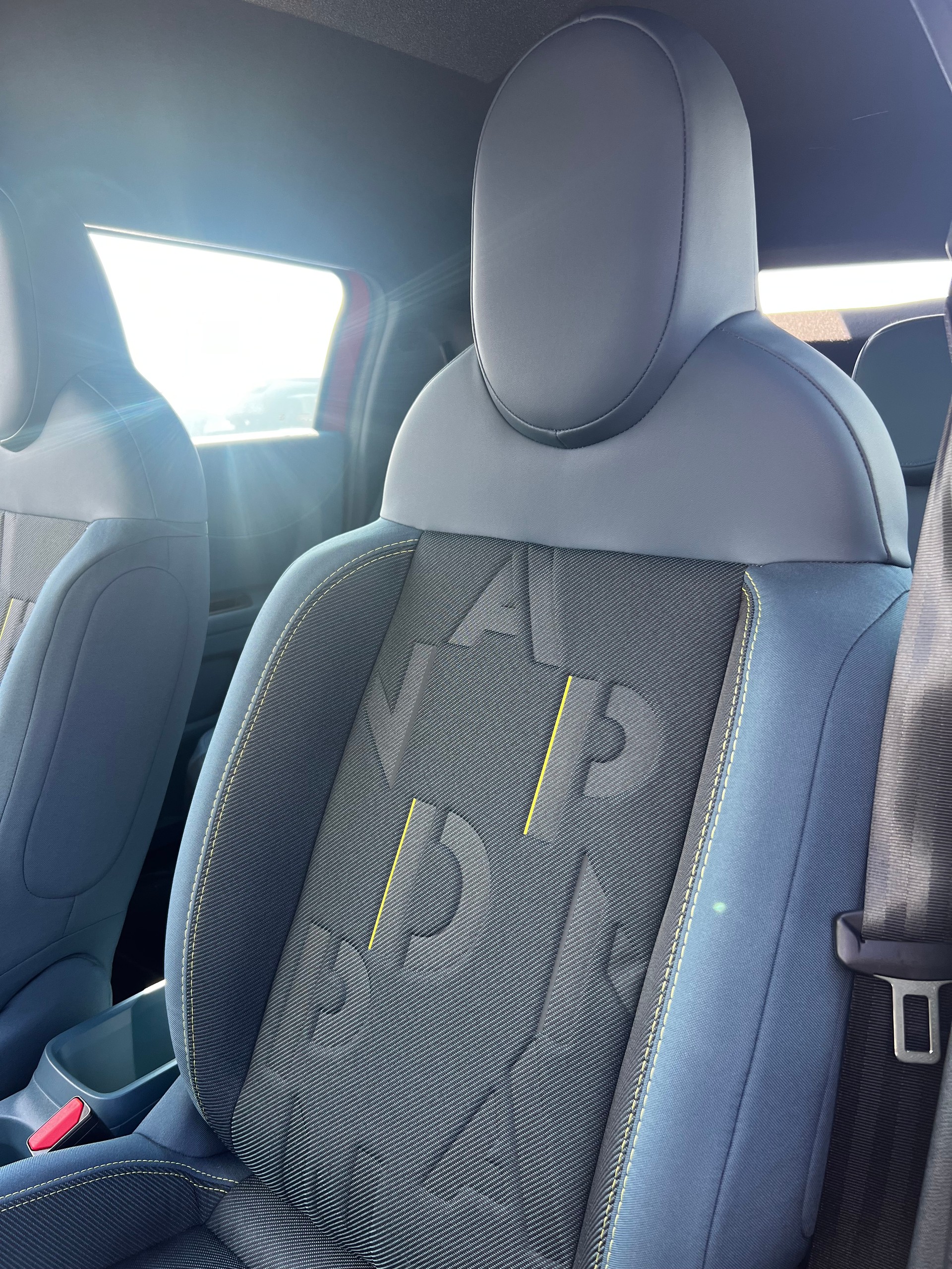 FIAT Grande Panda El. Red-image-8