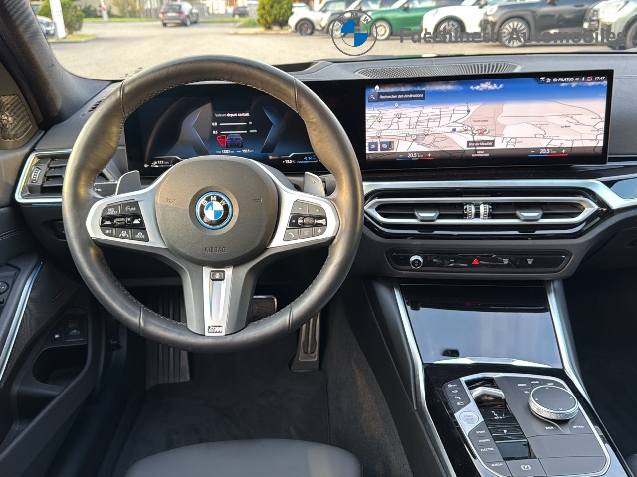 BMW 330e xDrive Steptronic M Sport Pro-image-22