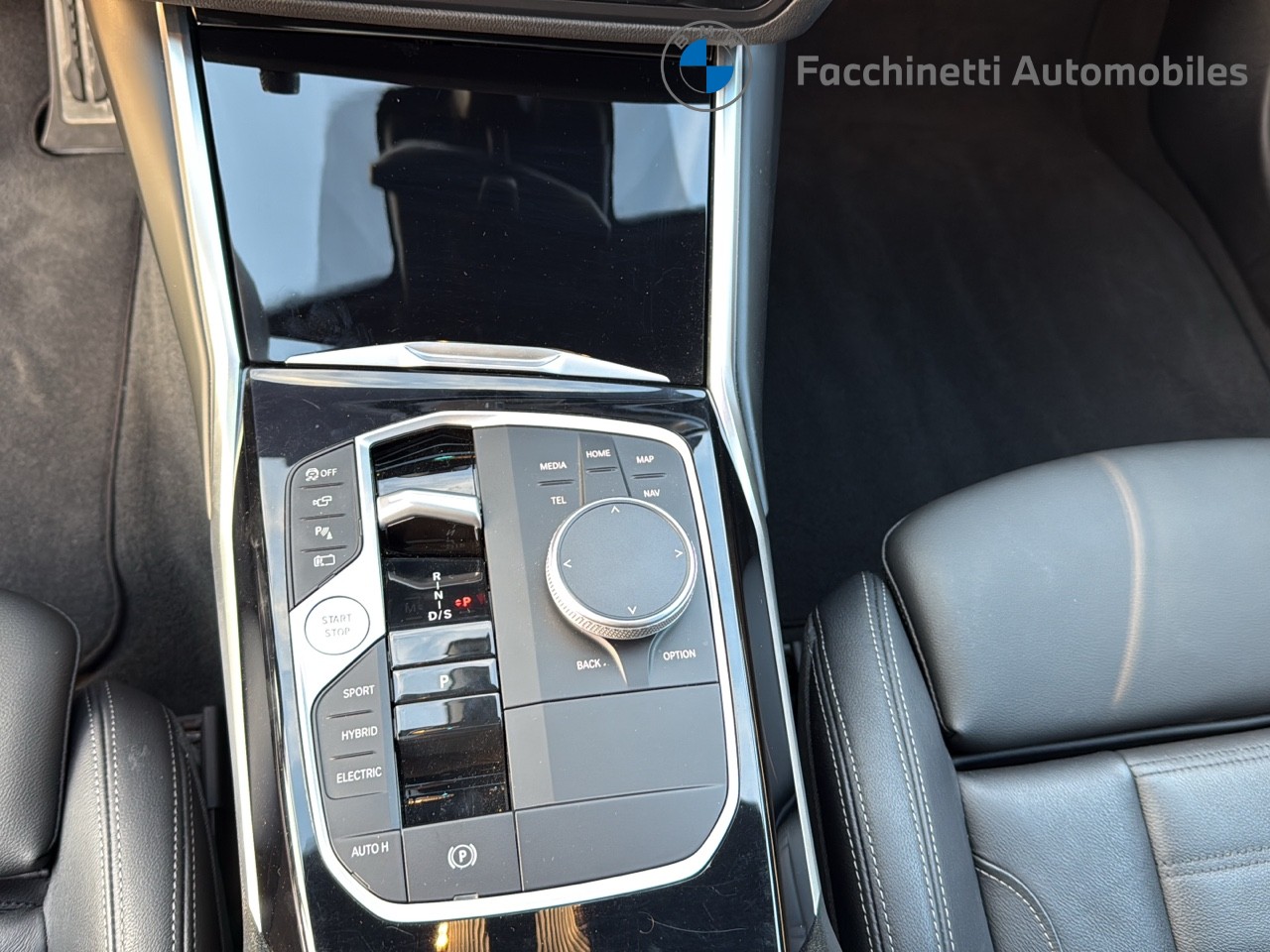 BMW 330e xDrive Steptronic M Sport Pro-image-20