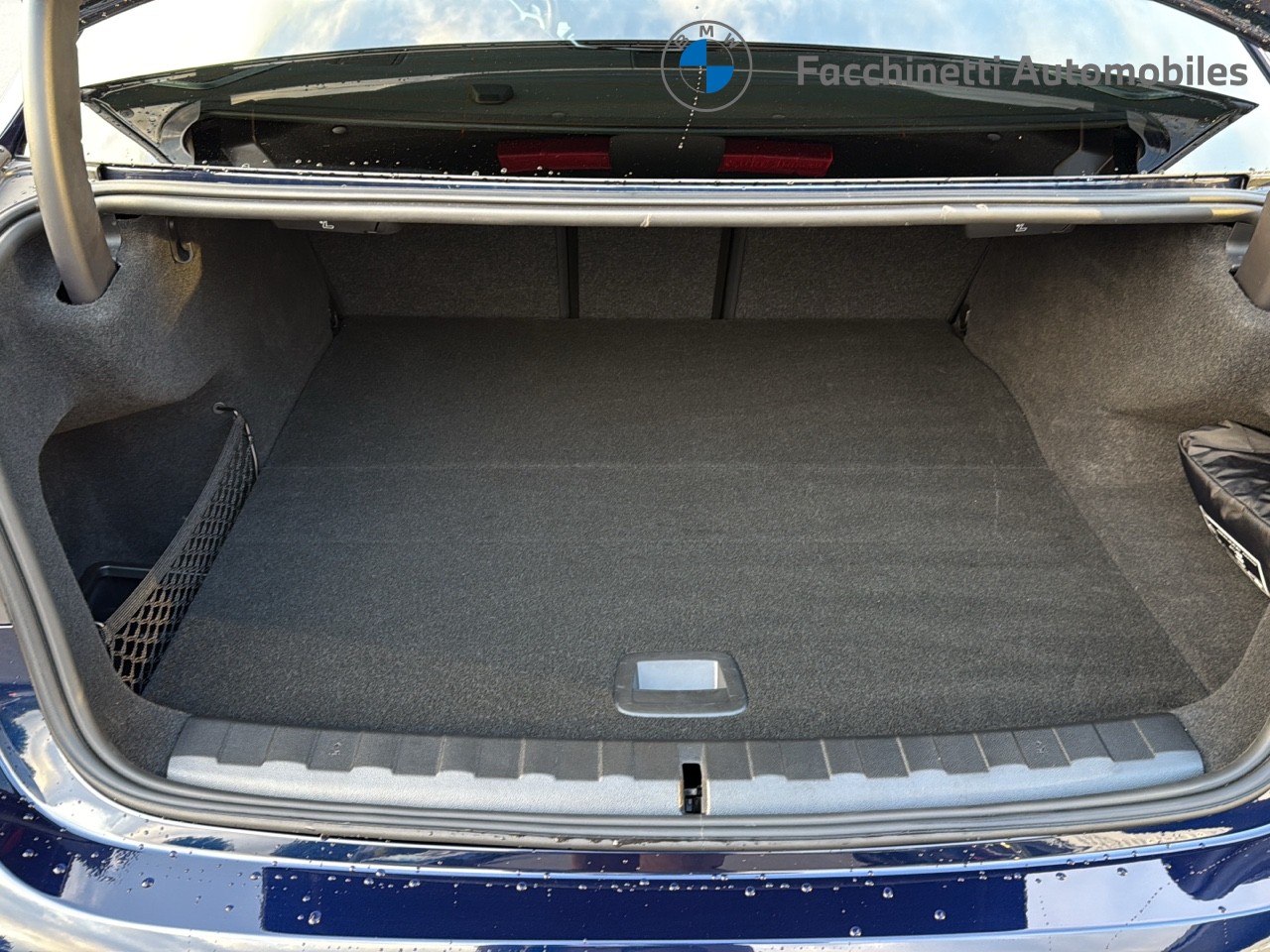 BMW 330e xDrive Steptronic M Sport Pro-image-24