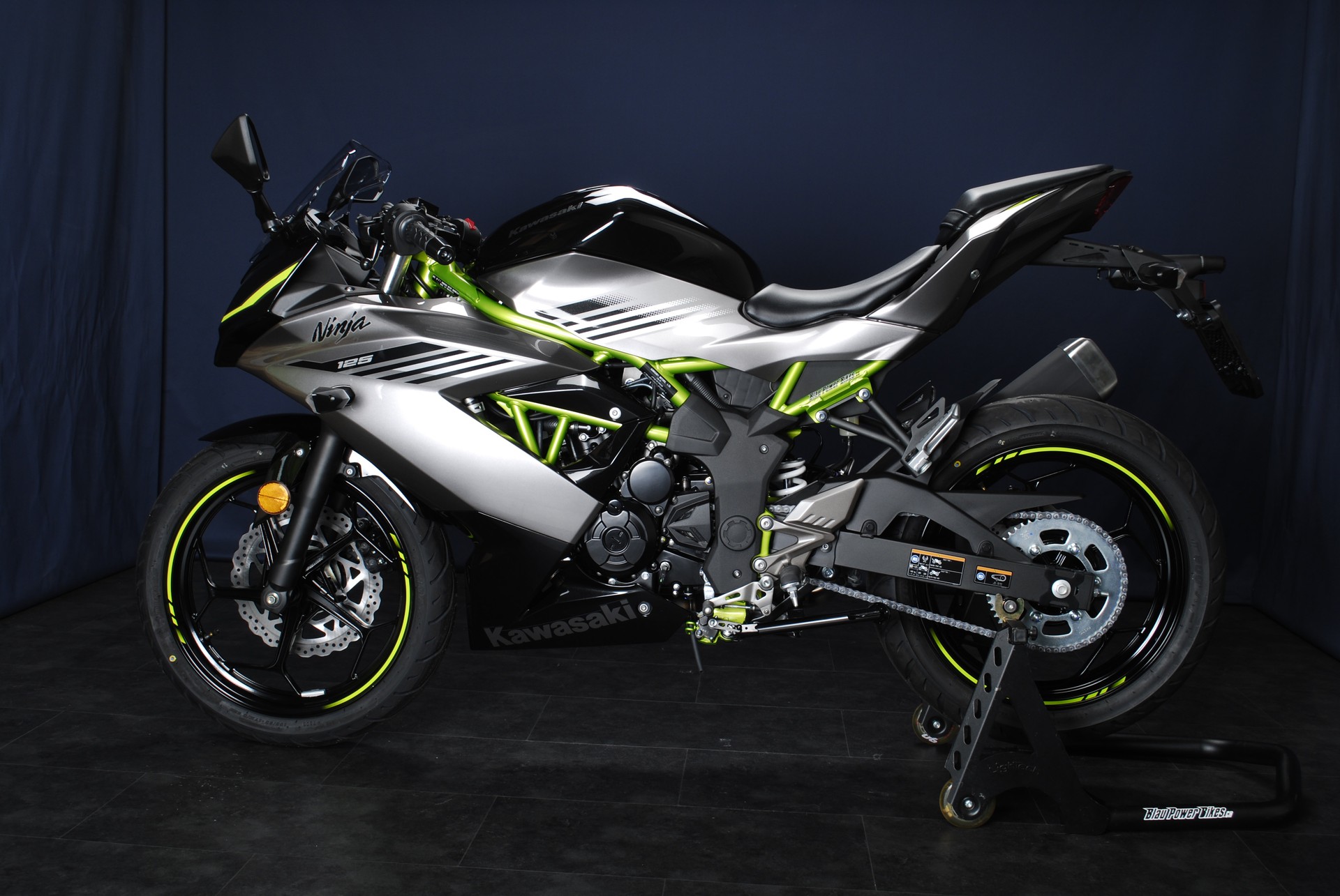 KAWASAKI NINJA 125 MY26-image-9