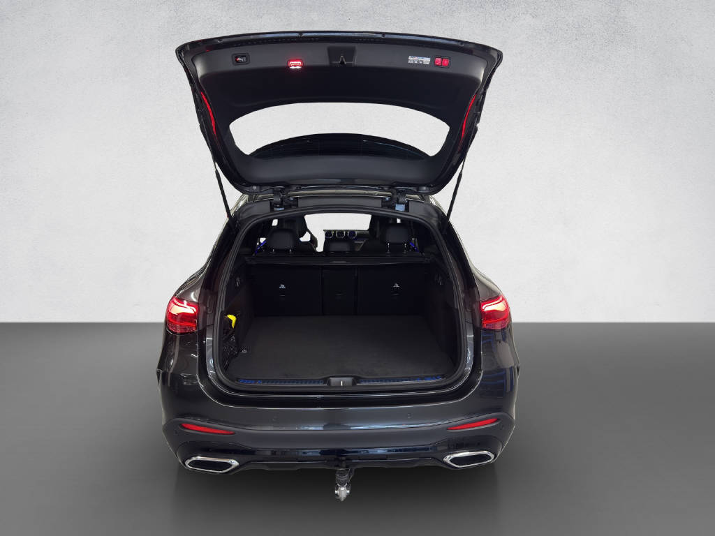 MERCEDES-BENZ GLC 300 AMG Line 4Matic-image-7