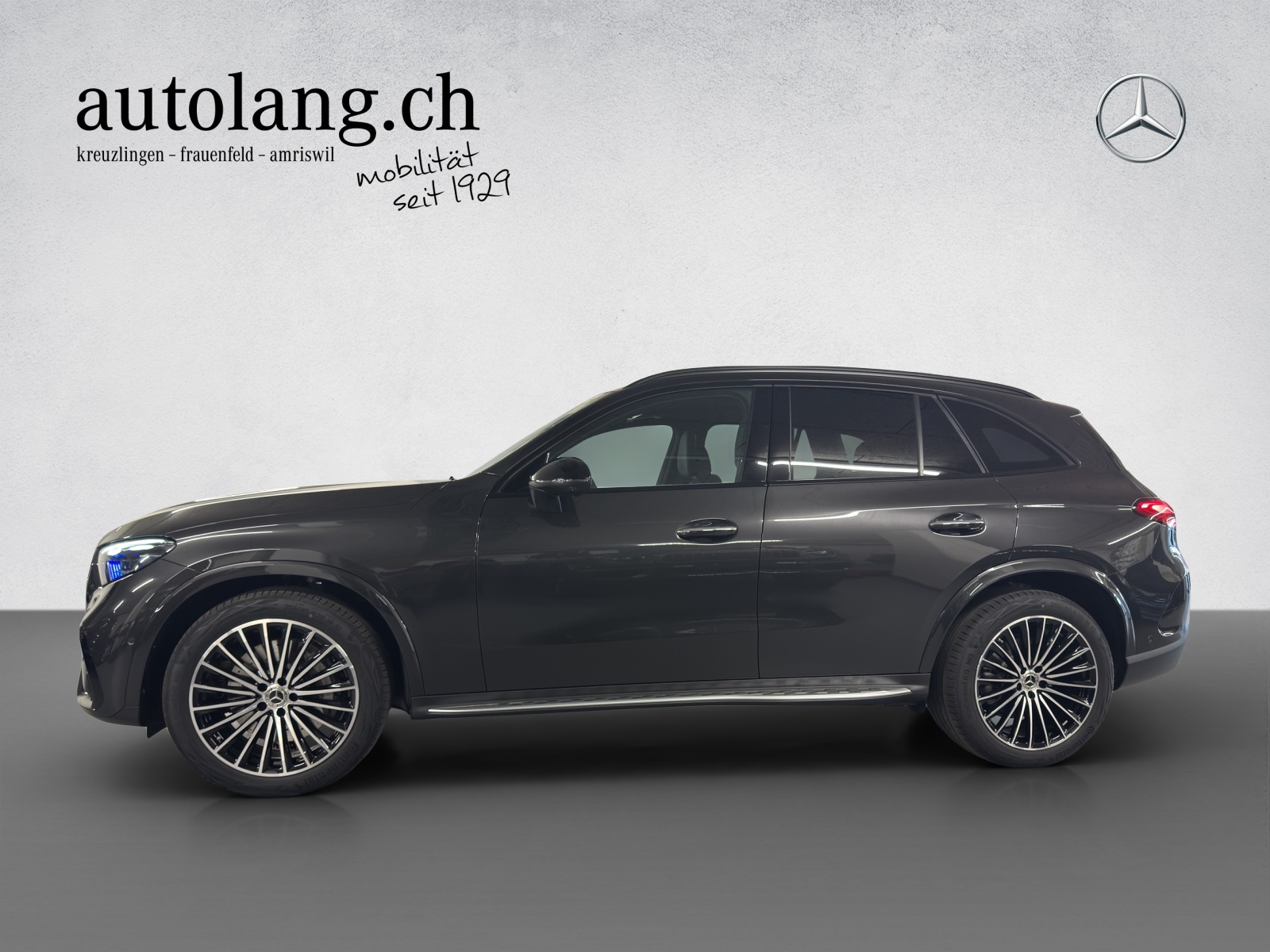 MERCEDES-BENZ GLC 300 AMG Line 4Matic-image-2