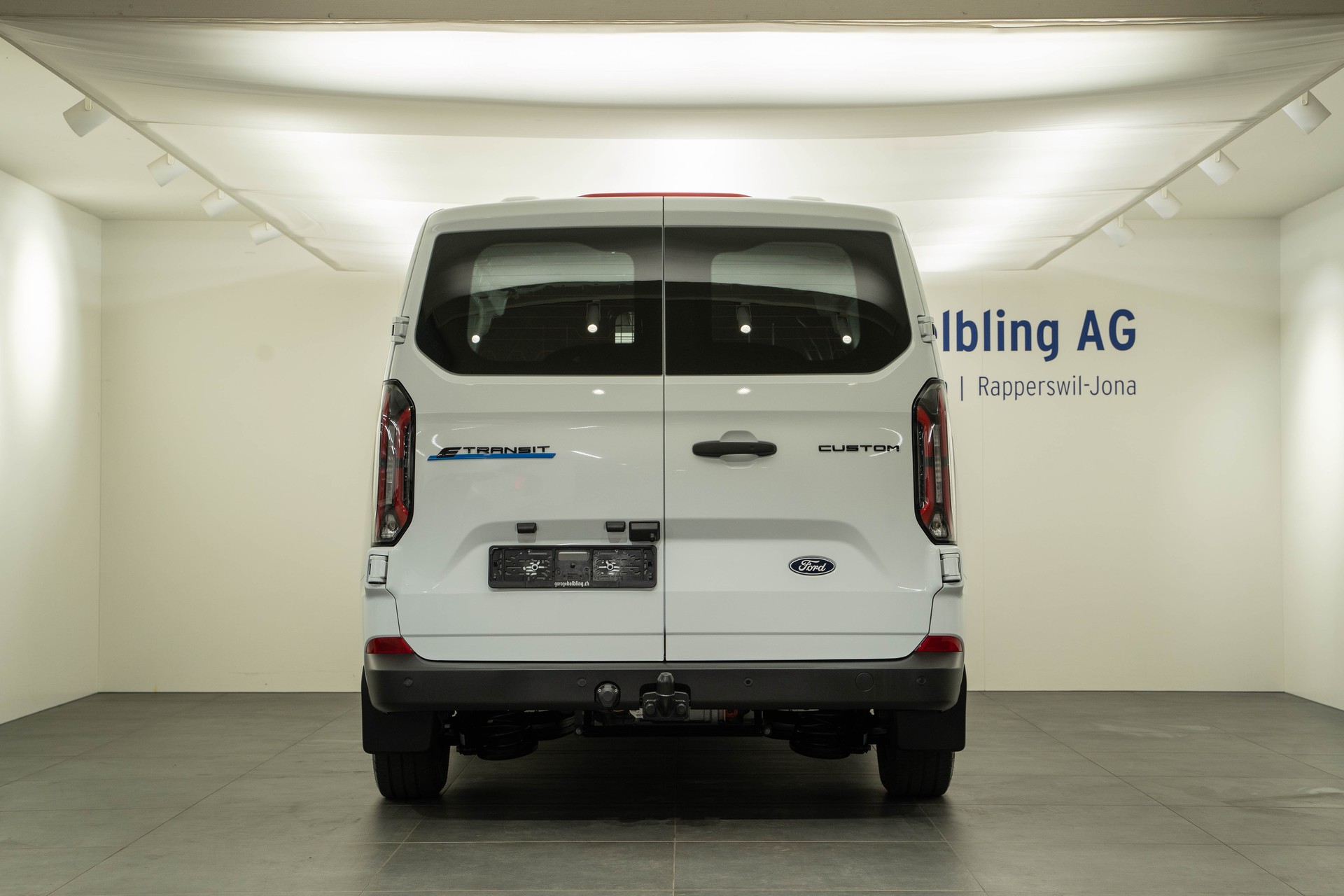 FORD E-Transit C Van 320 L1 Trend-image-3