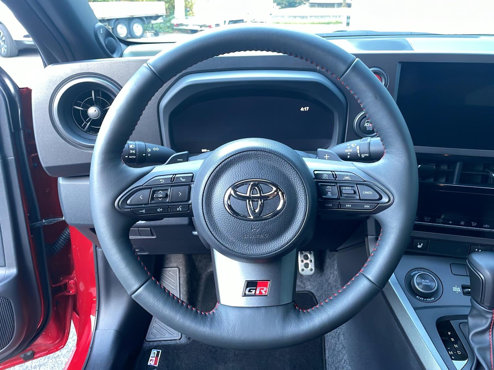 TOYOTA GR Yaris 1.6 Turbo Sport 4x4-image-10
