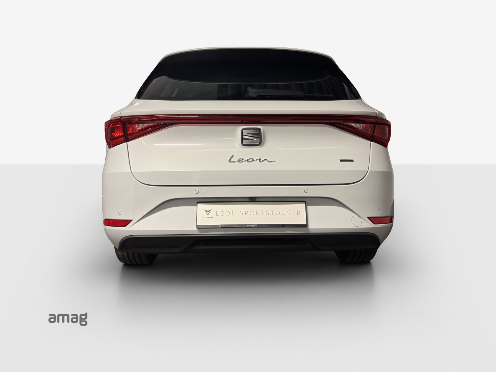 SEAT Leon ST 1.5 eHybrid pHEV DSG Business Edition-image-3
