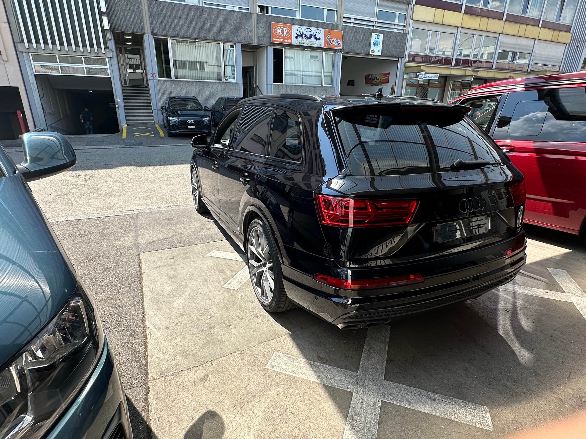 AUDI SQ7 4.0 TDI quattro tiptronic-image-8