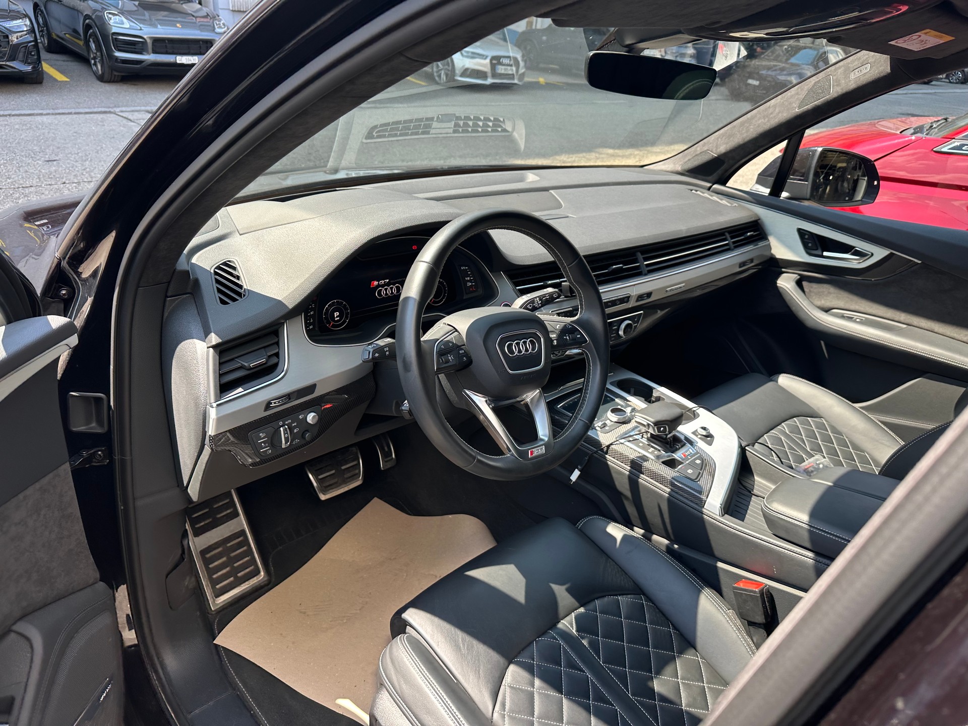 AUDI SQ7 4.0 TDI quattro tiptronic-image-3