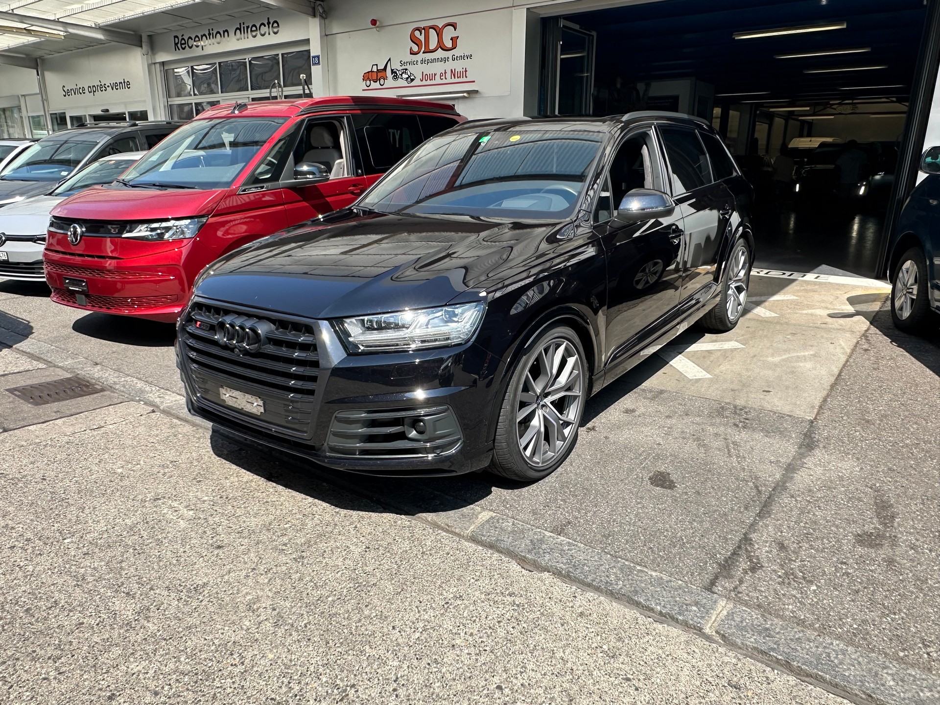 AUDI SQ7 4.0 TDI quattro tiptronic-image-1