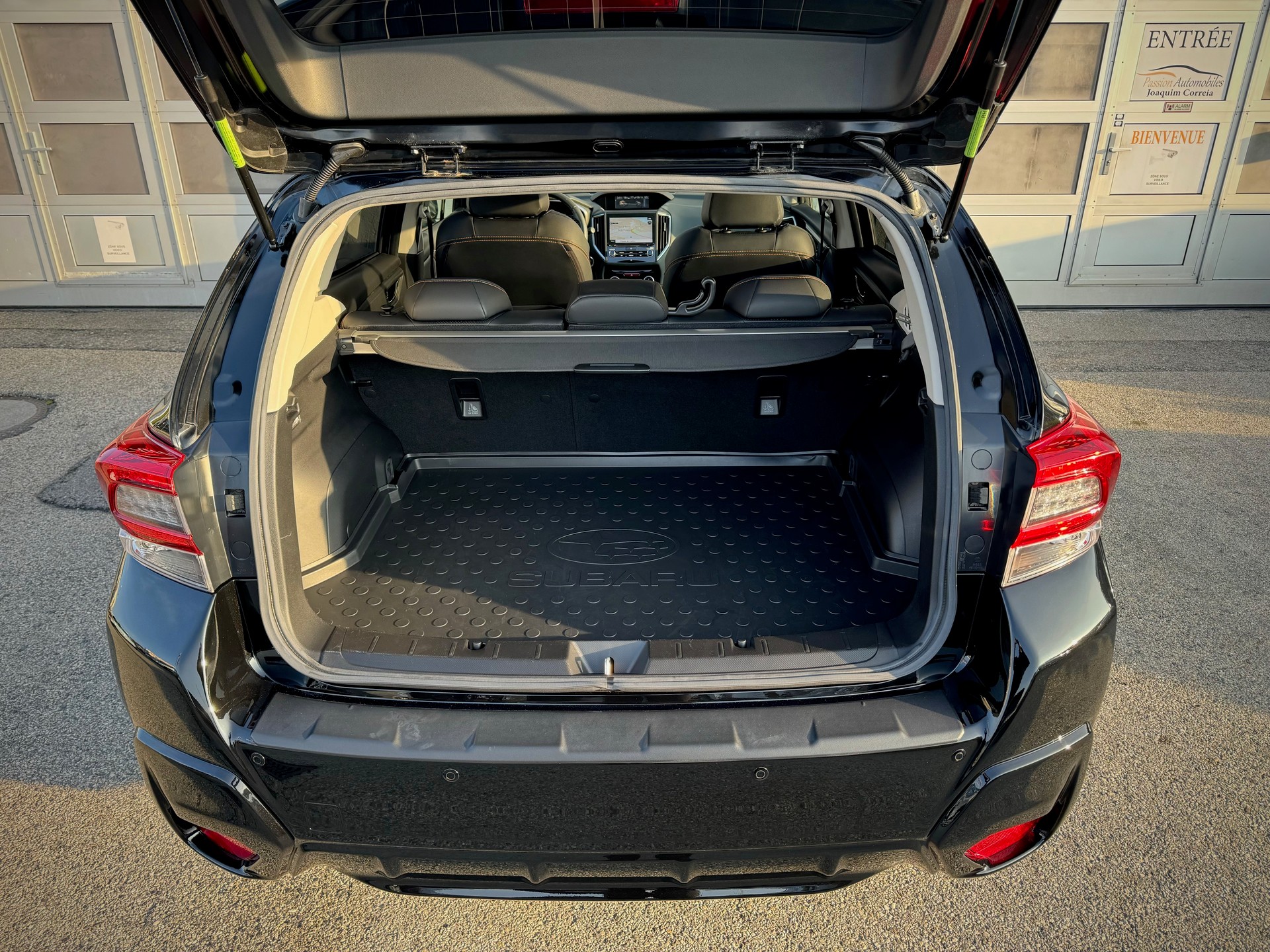 SUBARU XV 2.0 e-Boxer Luxury AWD Lineartronic - Véhicule Suisse (CH)-image-14