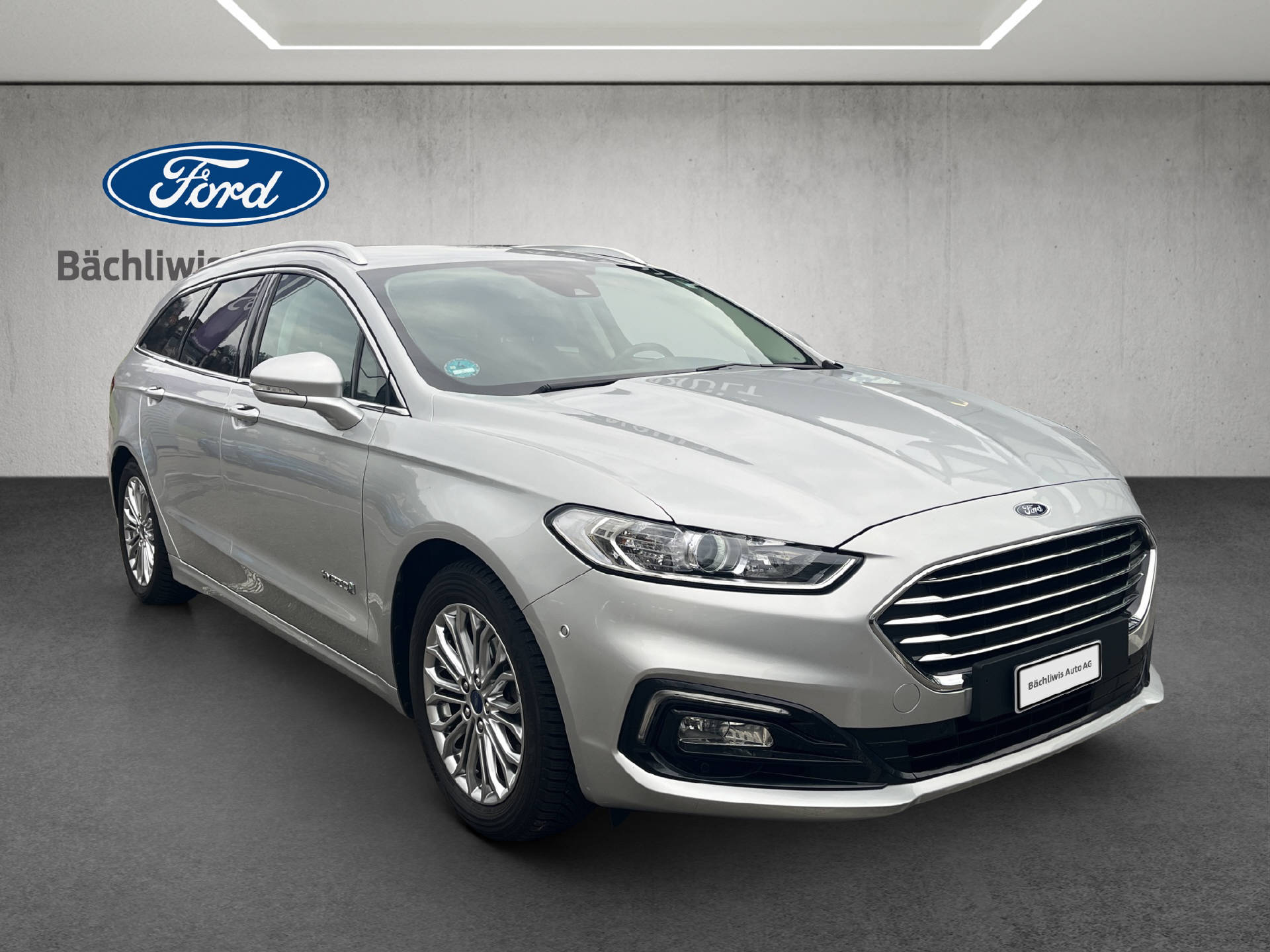 FORD Mondeo Station Wagon 2.0 HEV 187 Titanium-image-6