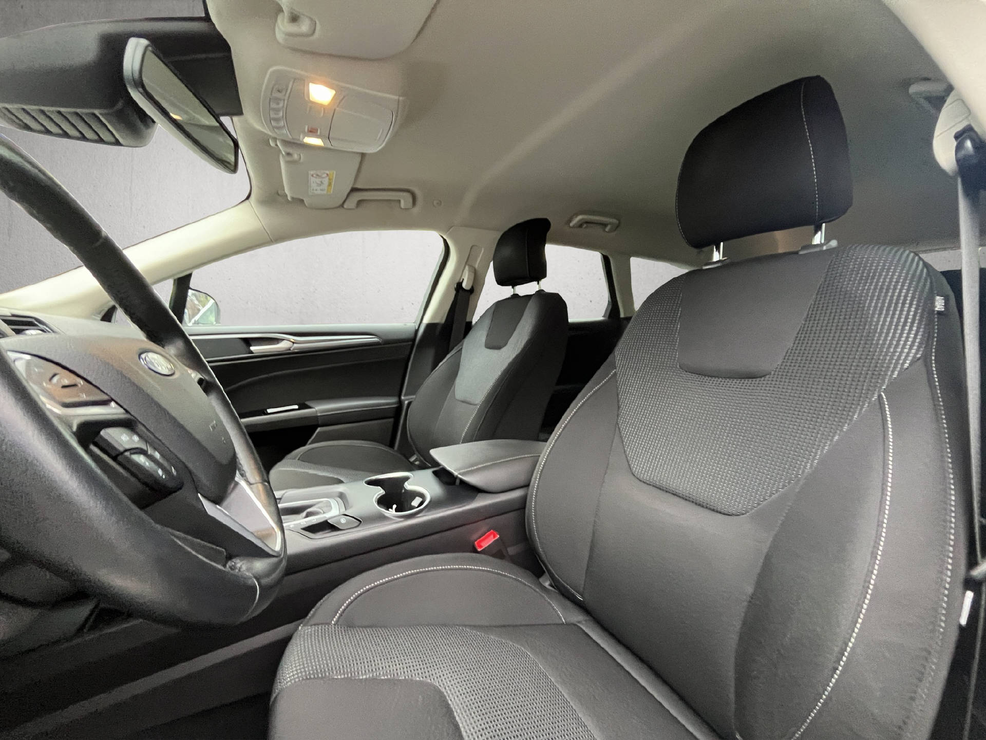 FORD Mondeo Station Wagon 2.0 HEV 187 Titanium-image-26