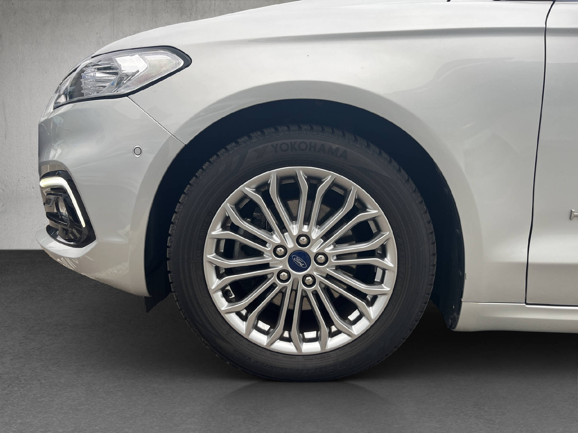 FORD Mondeo Station Wagon 2.0 HEV 187 Titanium-image-22