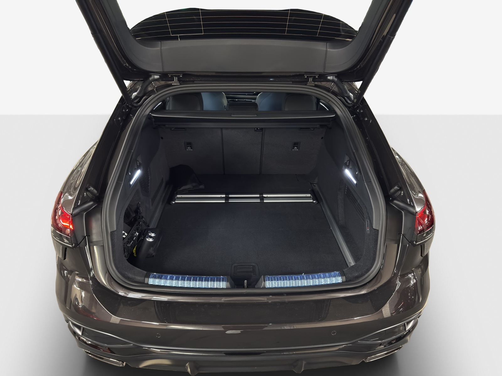 AUDI A6 Avant TFSI quattro 270 kW S tronic-image-12