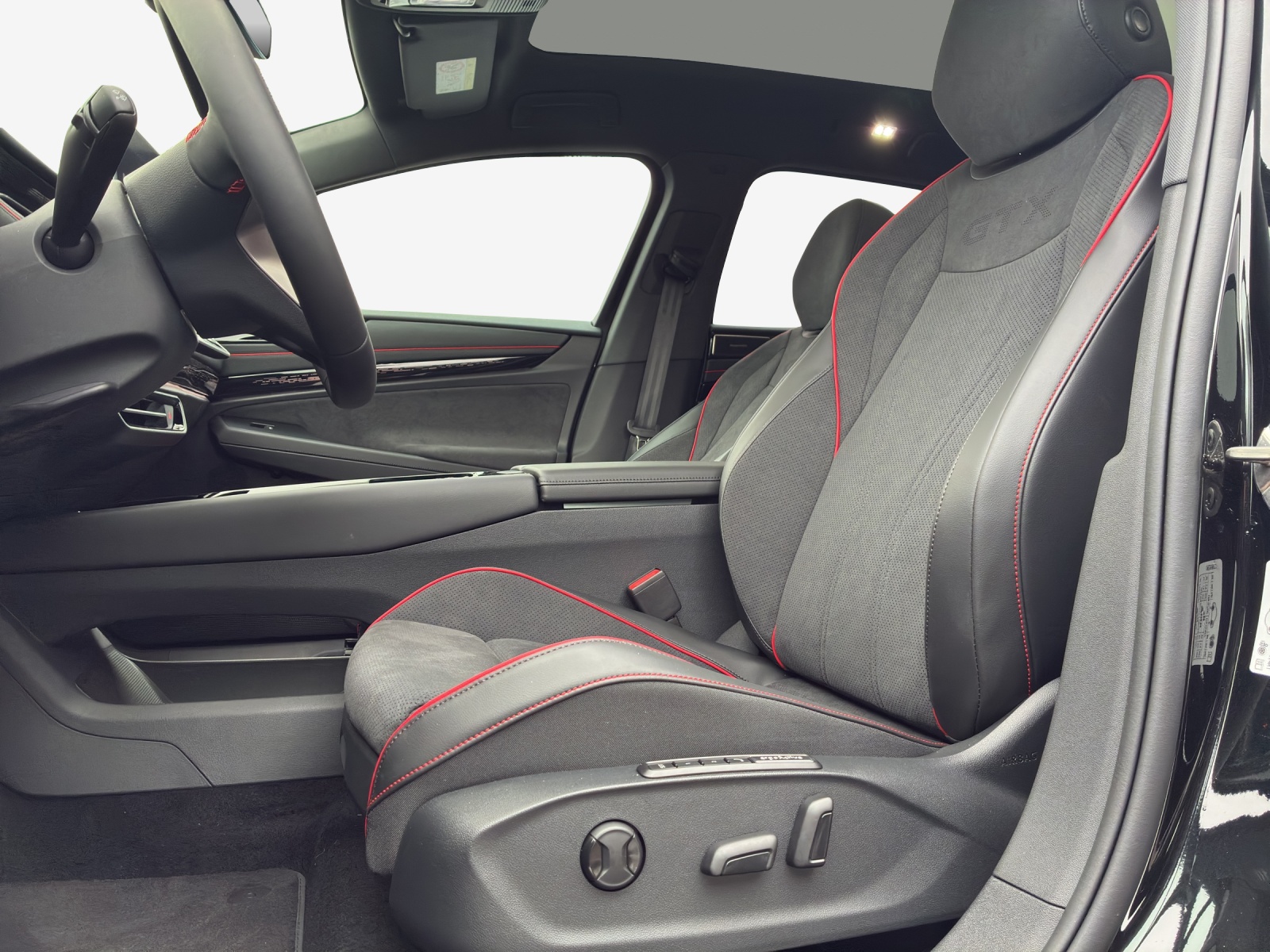 VW ID.7 Tourer GTX 86 kWh GTX 4 Motion-image-7
