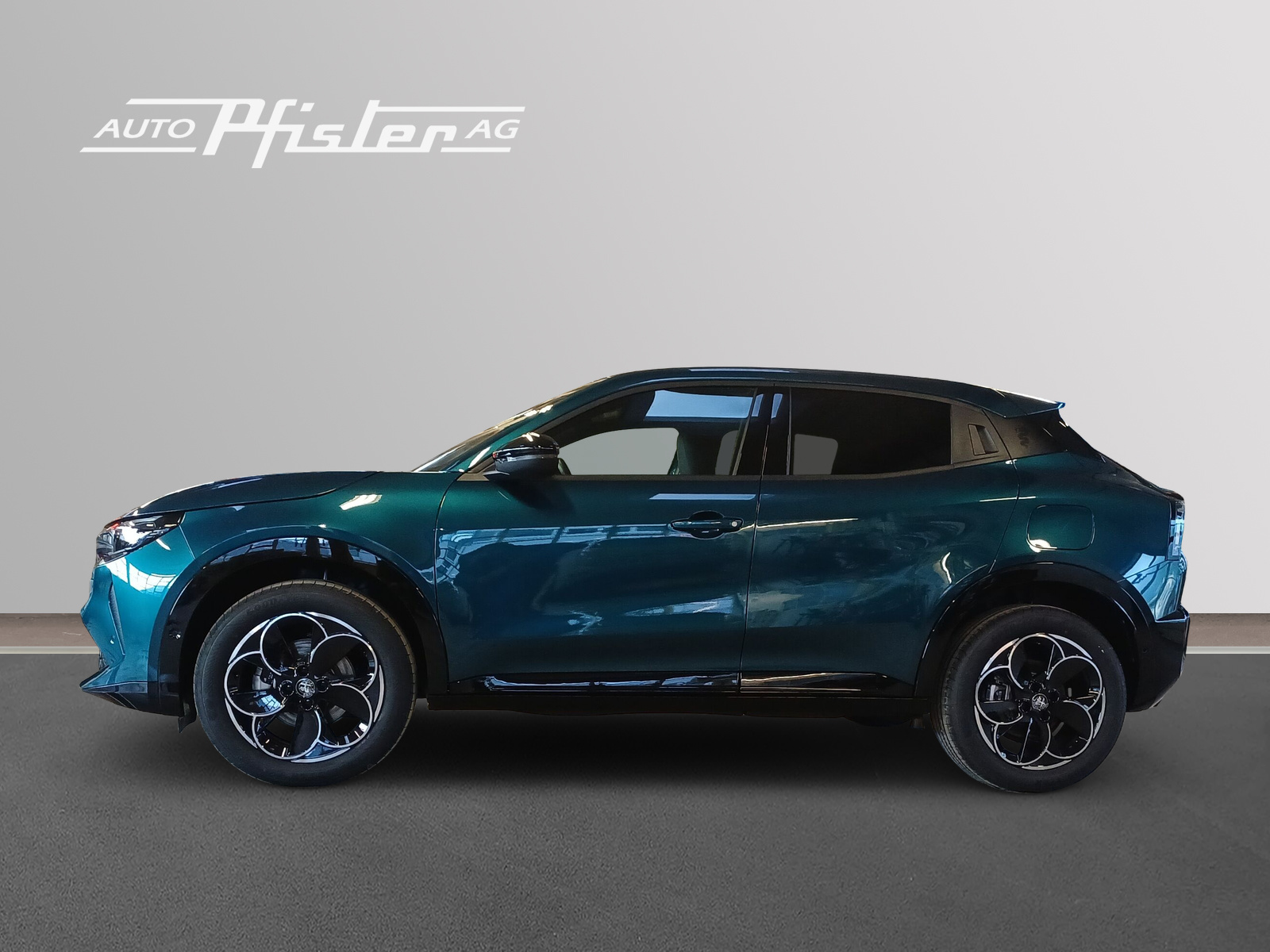 ALFA ROMEO Junior 1.2 Ibrida Q4-image-2