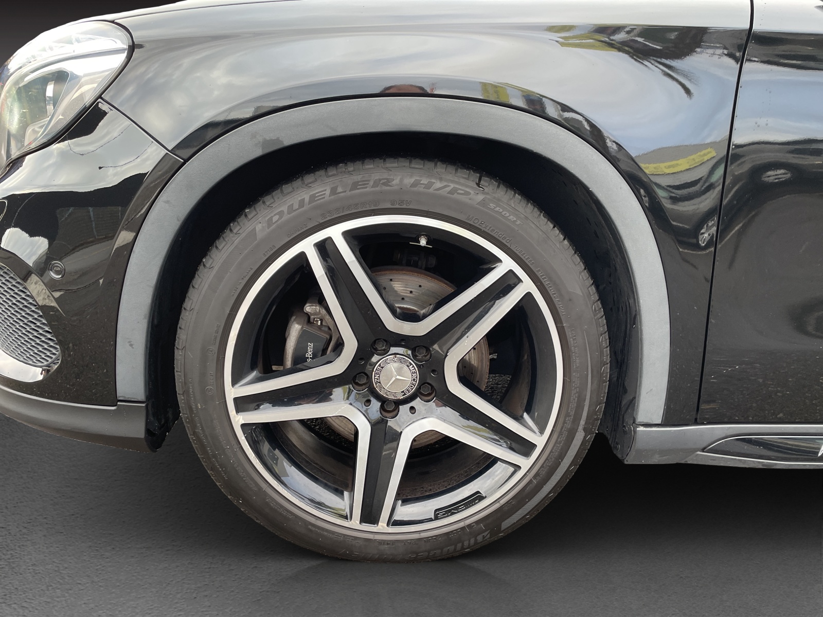 MERCEDES-BENZ GLA 250 AMG Line 4Matic 7G-DCT-image-14