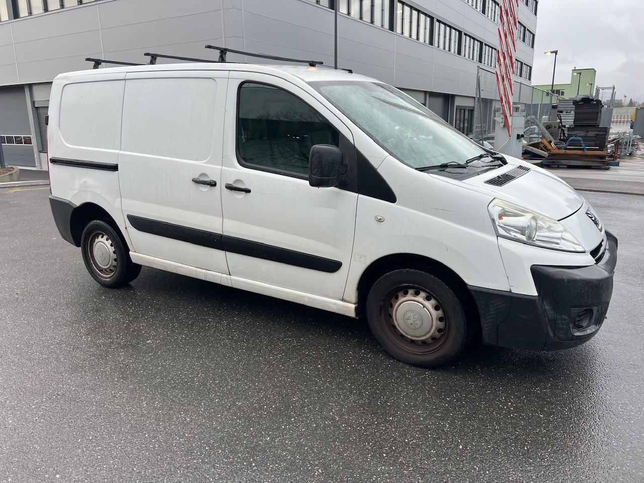 PEUGEOT Expert 2.0 HDi 229 L1H1-image-7