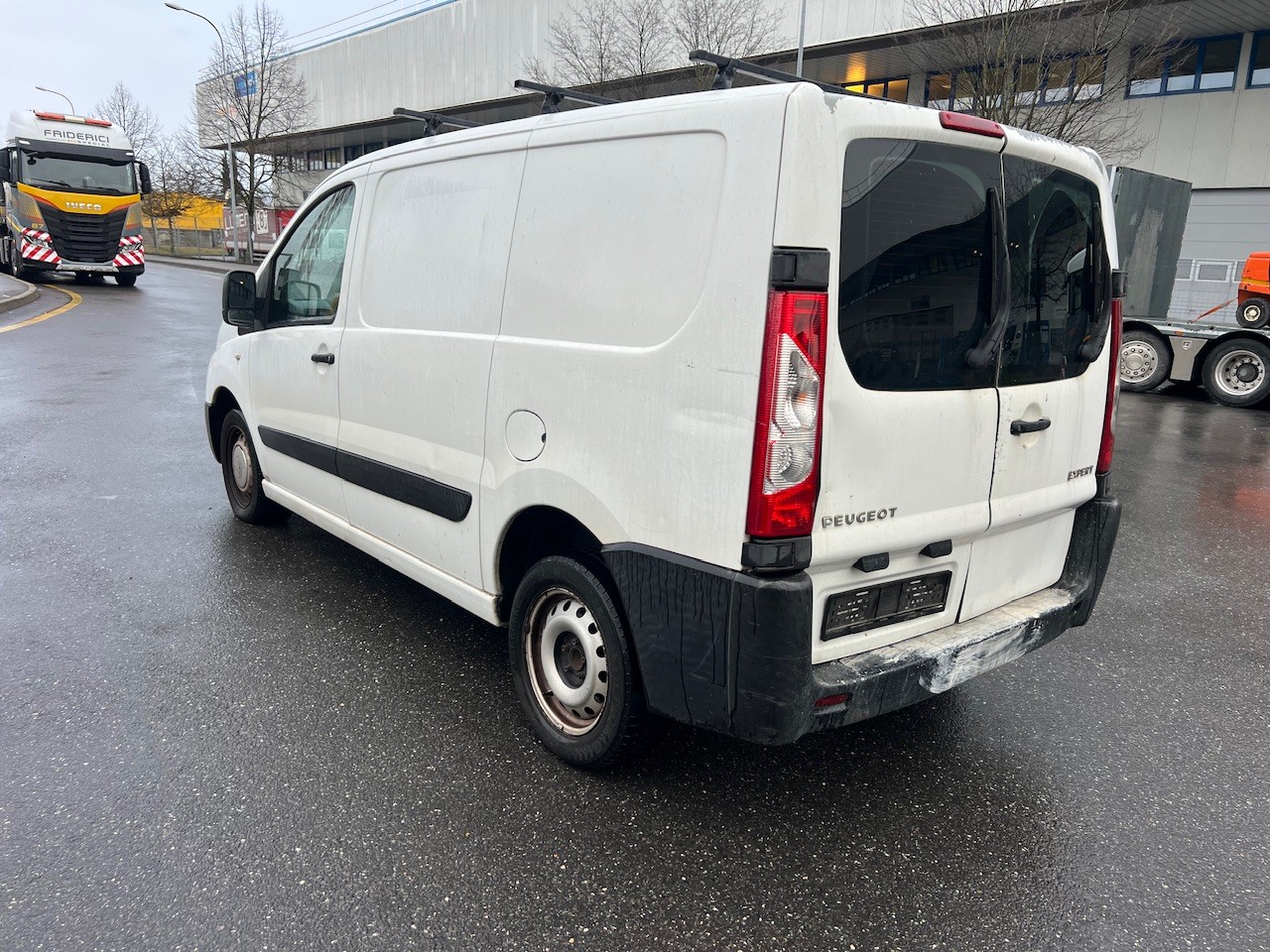 PEUGEOT Expert 2.0 HDi 229 L1H1-image-3