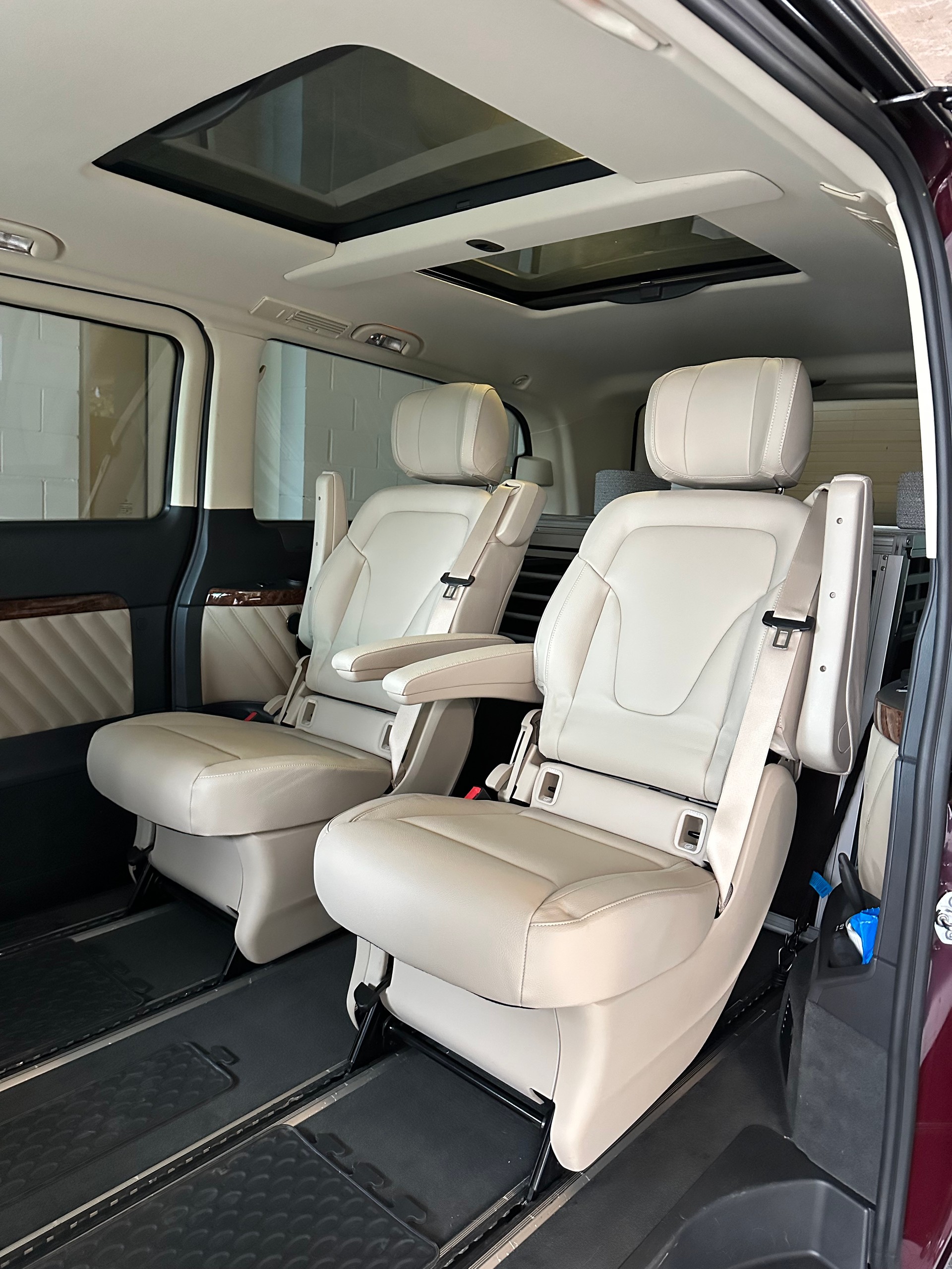 MERCEDES-BENZ Viano 2.2 CDI Blue Eff. Ambiente Ed. EL 4Matic A-image-9