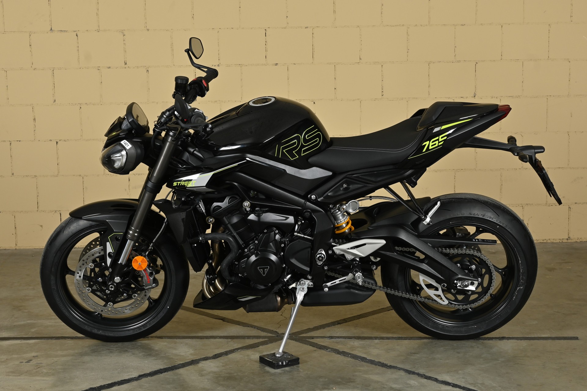 TRIUMPH Street Triple 765 RS-showroom-element-3