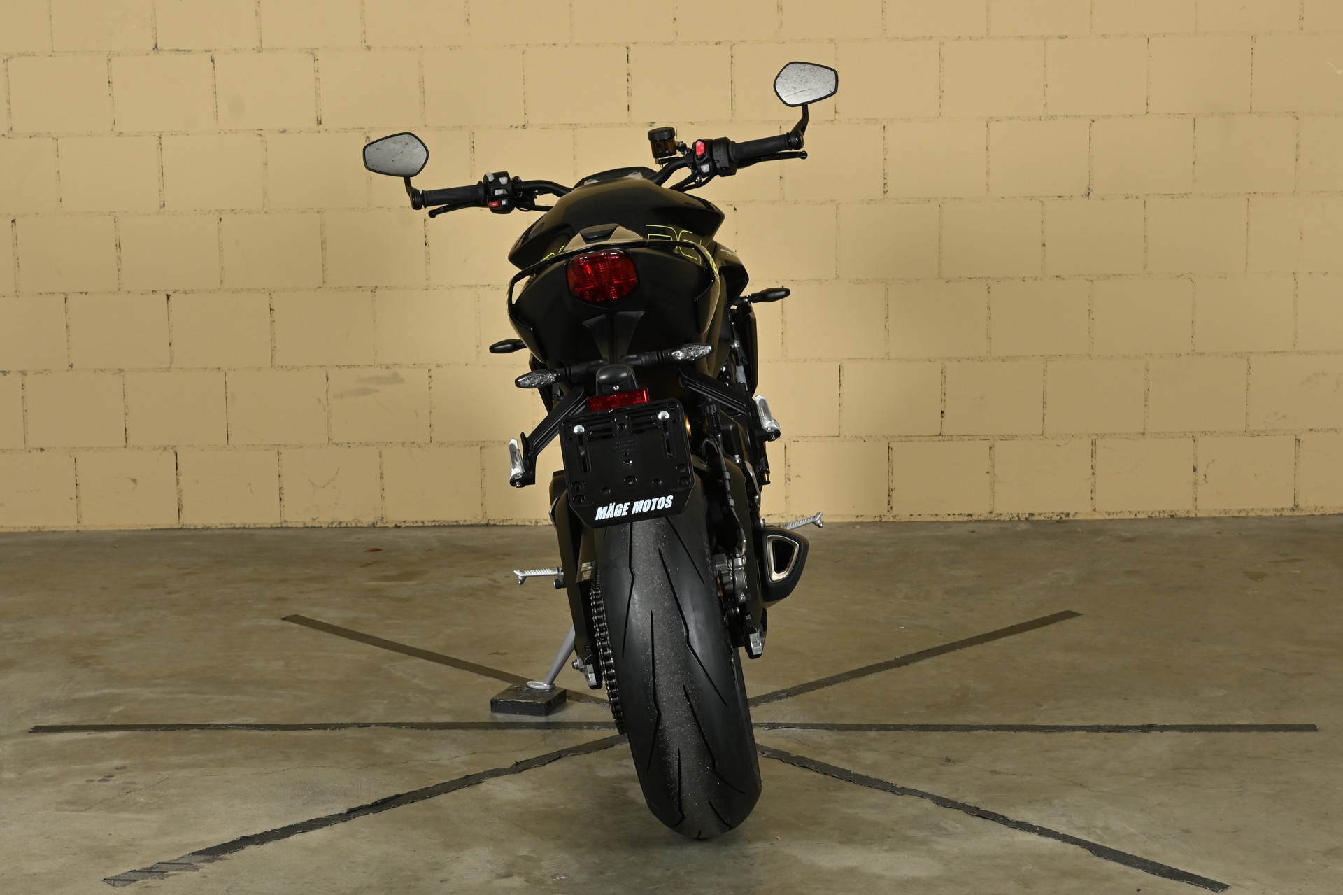 TRIUMPH Street Triple 765 RS-image-5