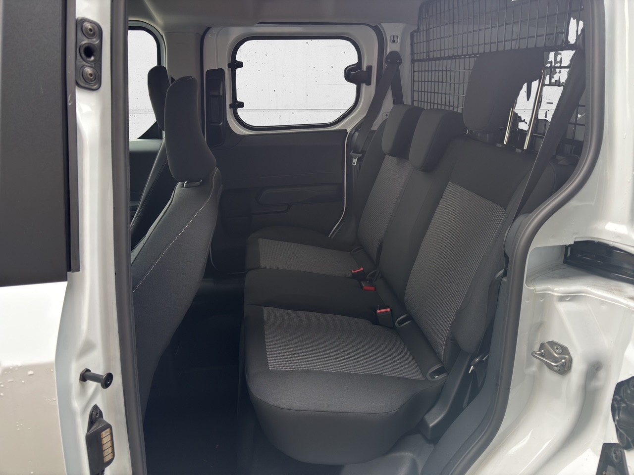 FORD Transit Courier DKab. Van 1.0 EcoBoost Trend-image-11