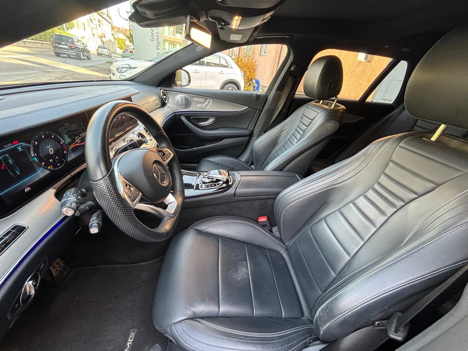 MERCEDES-BENZ E 220 d AMG Line 4Matic 9G-Tronic-image-8