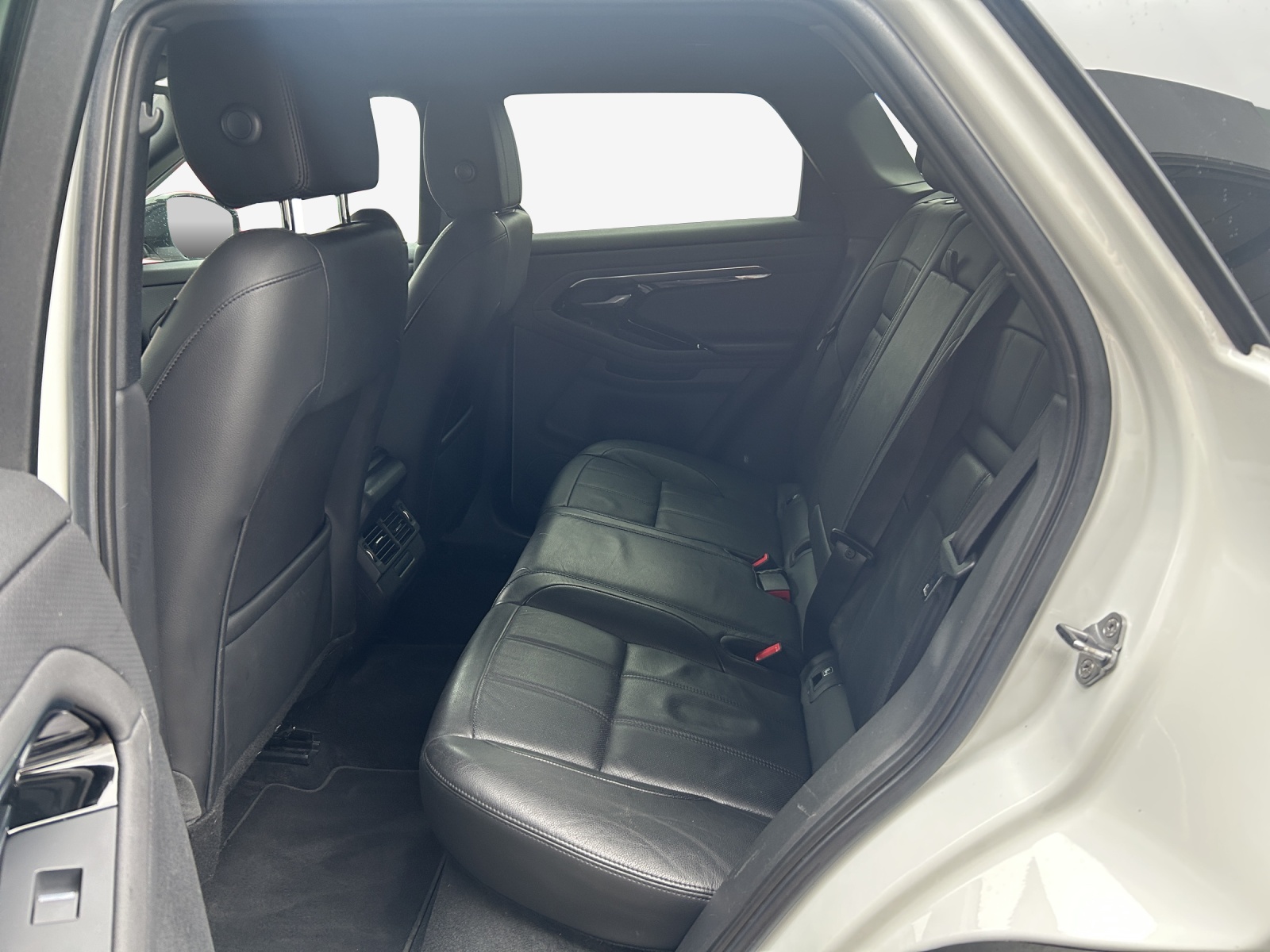 LAND ROVER Range Rover Evoque R-Dynamic P 200 HSE AT9-image-11