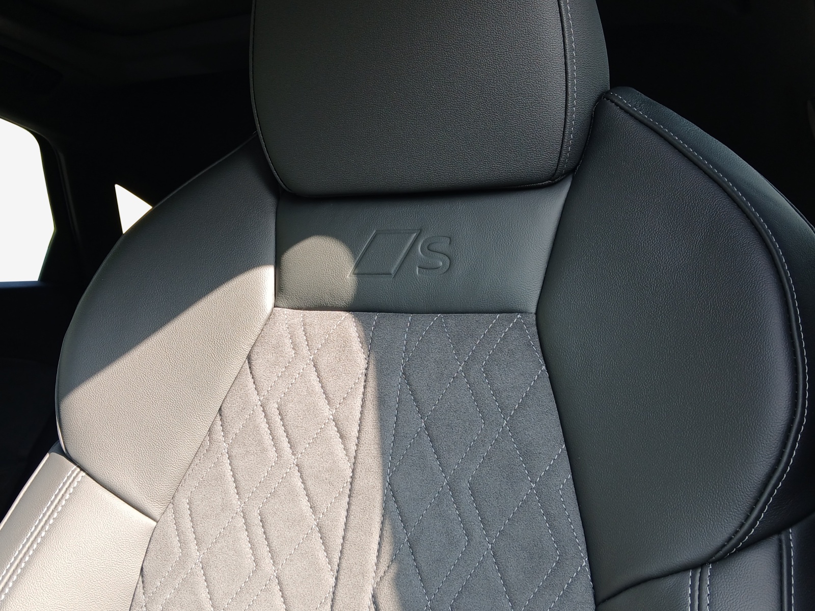 AUDI Q5 Sportback TDI quattro 150 kW S-tronic-image-14