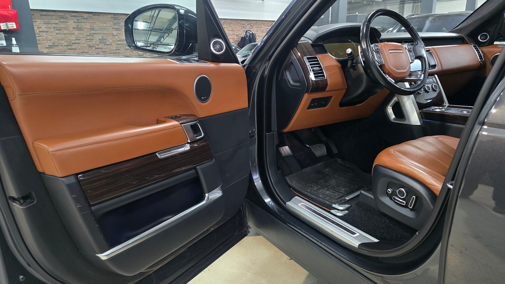 LAND ROVER Range Rover 5.0 V8 SC Autobiography Automatic-image-18