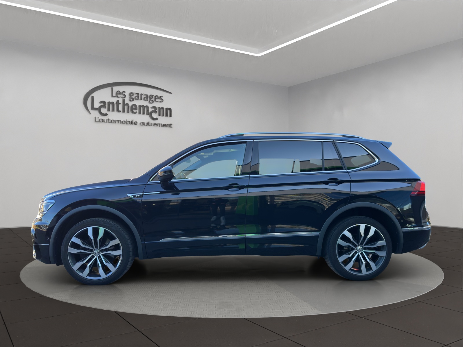 VW Tiguan Allspace 2.0 TDI SCR Highline 4Motion DSG-image-1