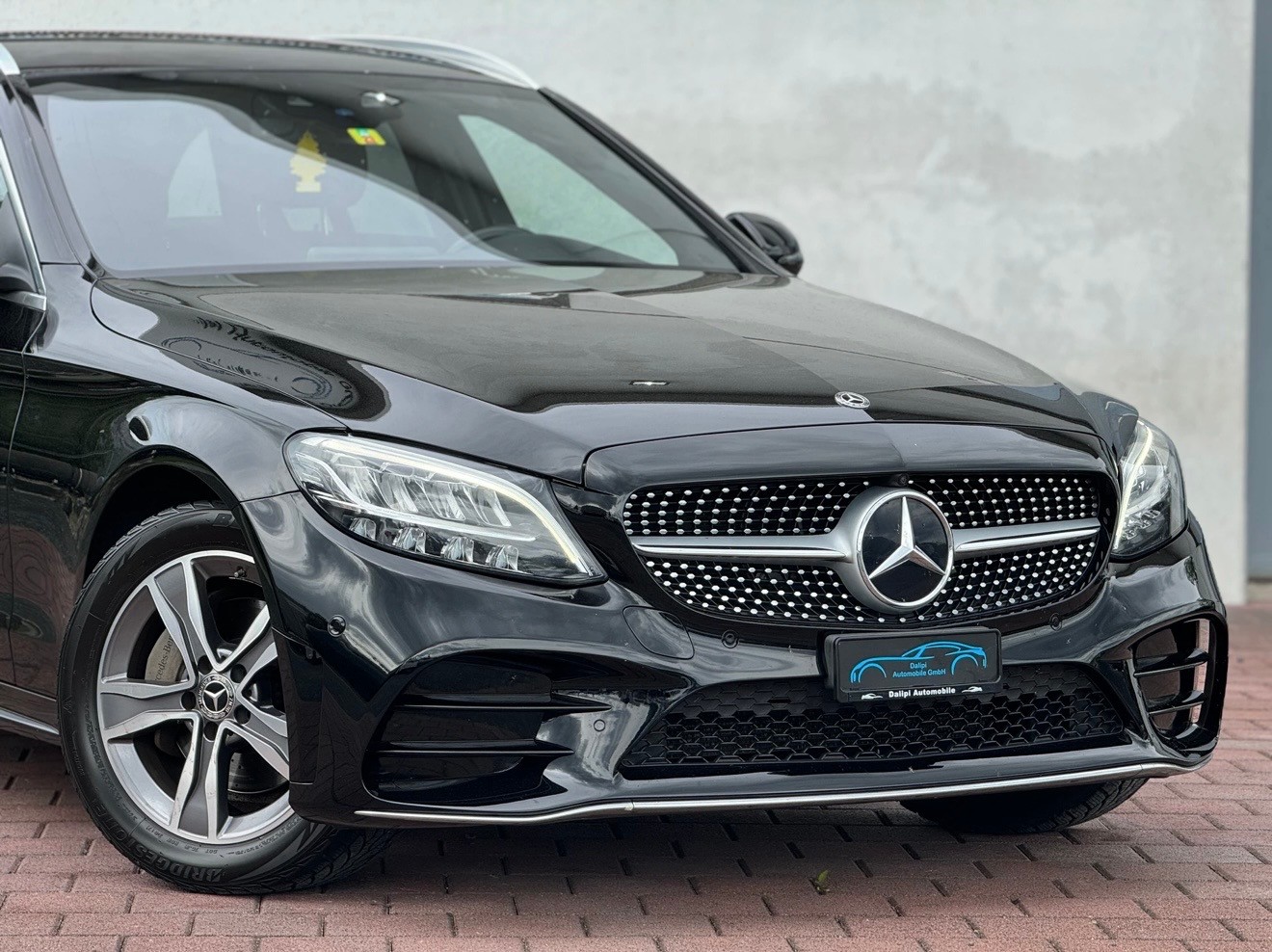 MERCEDES-BENZ C 220 d AMG Line 9G-Tronic-image-3