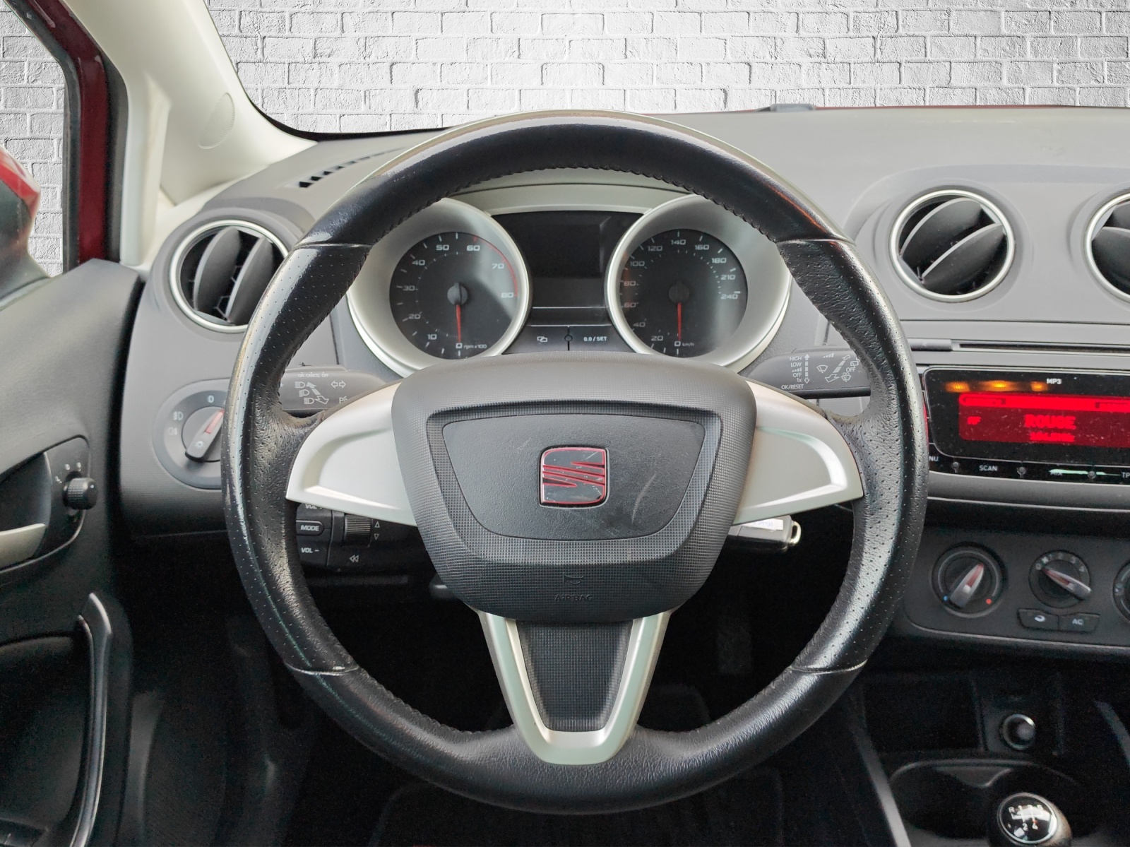 SEAT Ibiza ST 1.2 TSI Sport Eco Tech-image-11