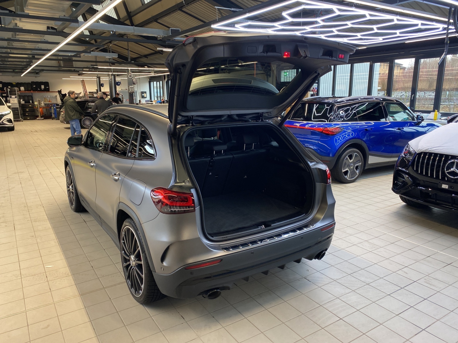 MERCEDES-BENZ GLA 35 AMG 4MATIC-image-4