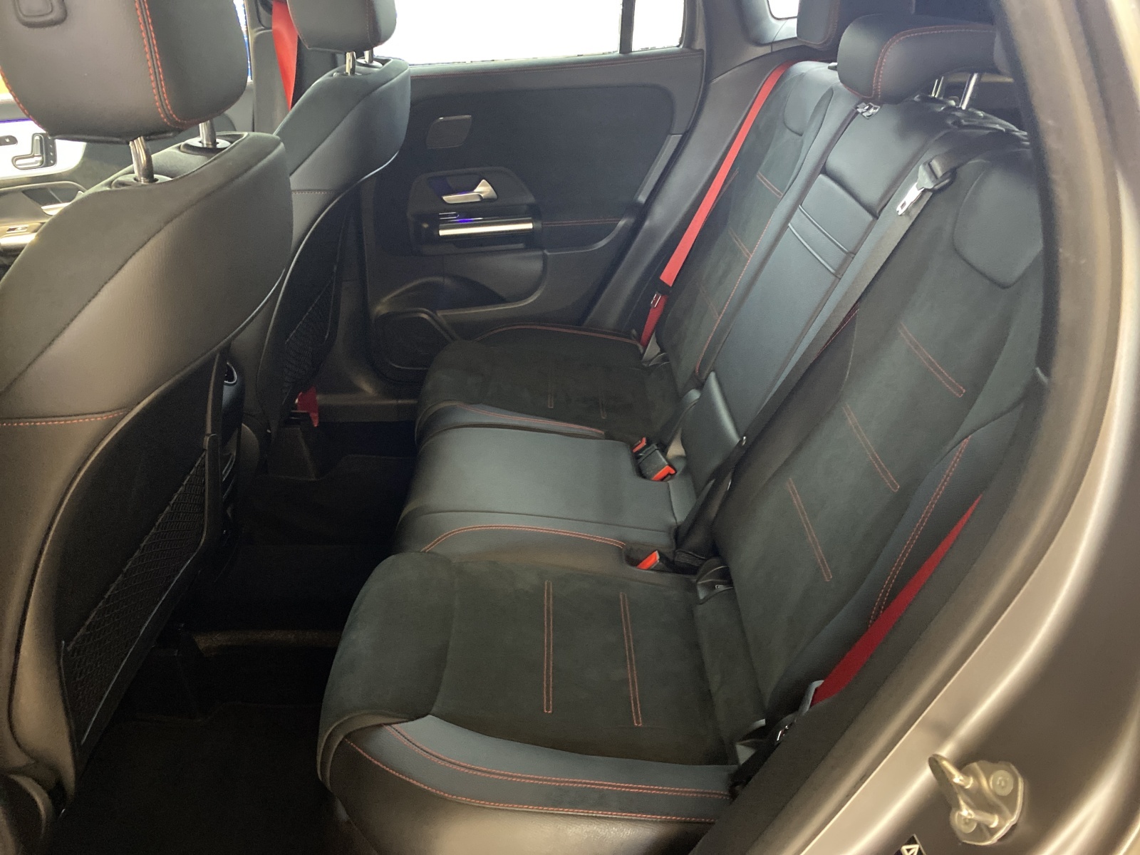 MERCEDES-BENZ GLA 35 AMG 4MATIC-image-6