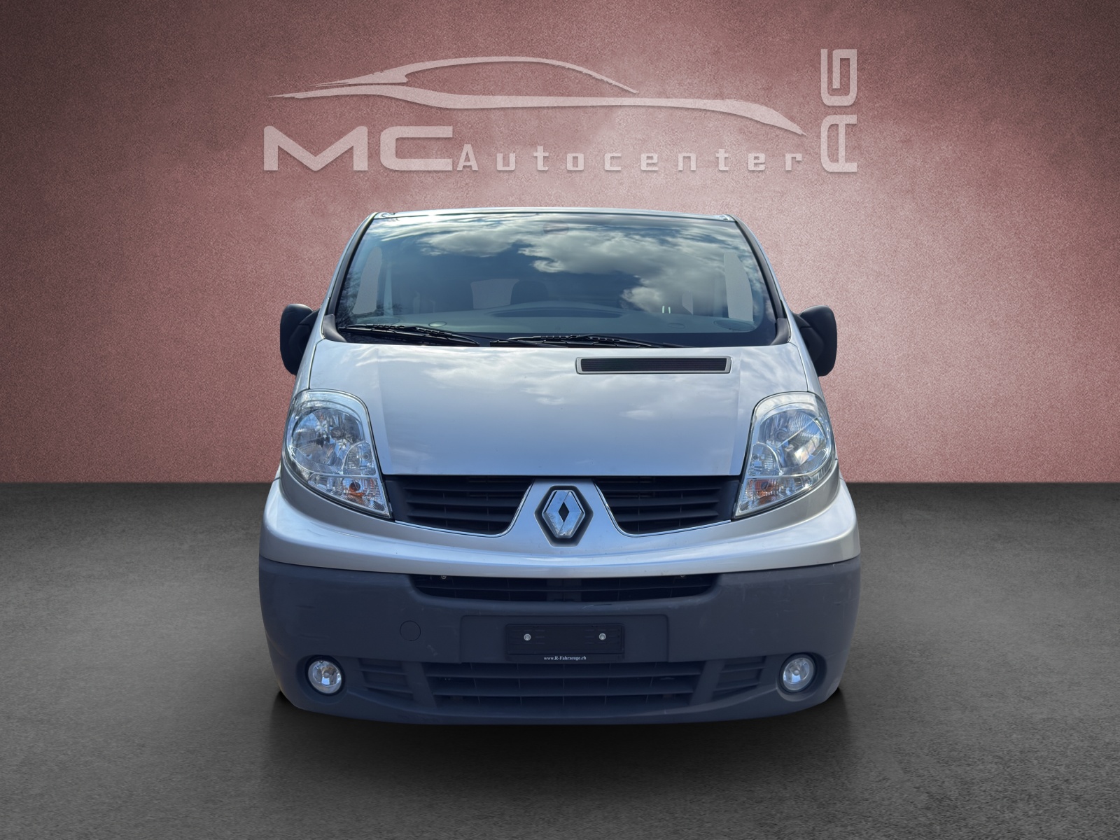 RENAULT Trafic 2.0dCi Eco Passenger Authentique-image-3