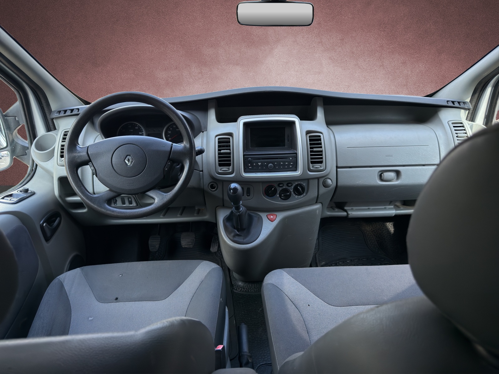 RENAULT Trafic 2.0dCi Eco Passenger Authentique-image-9