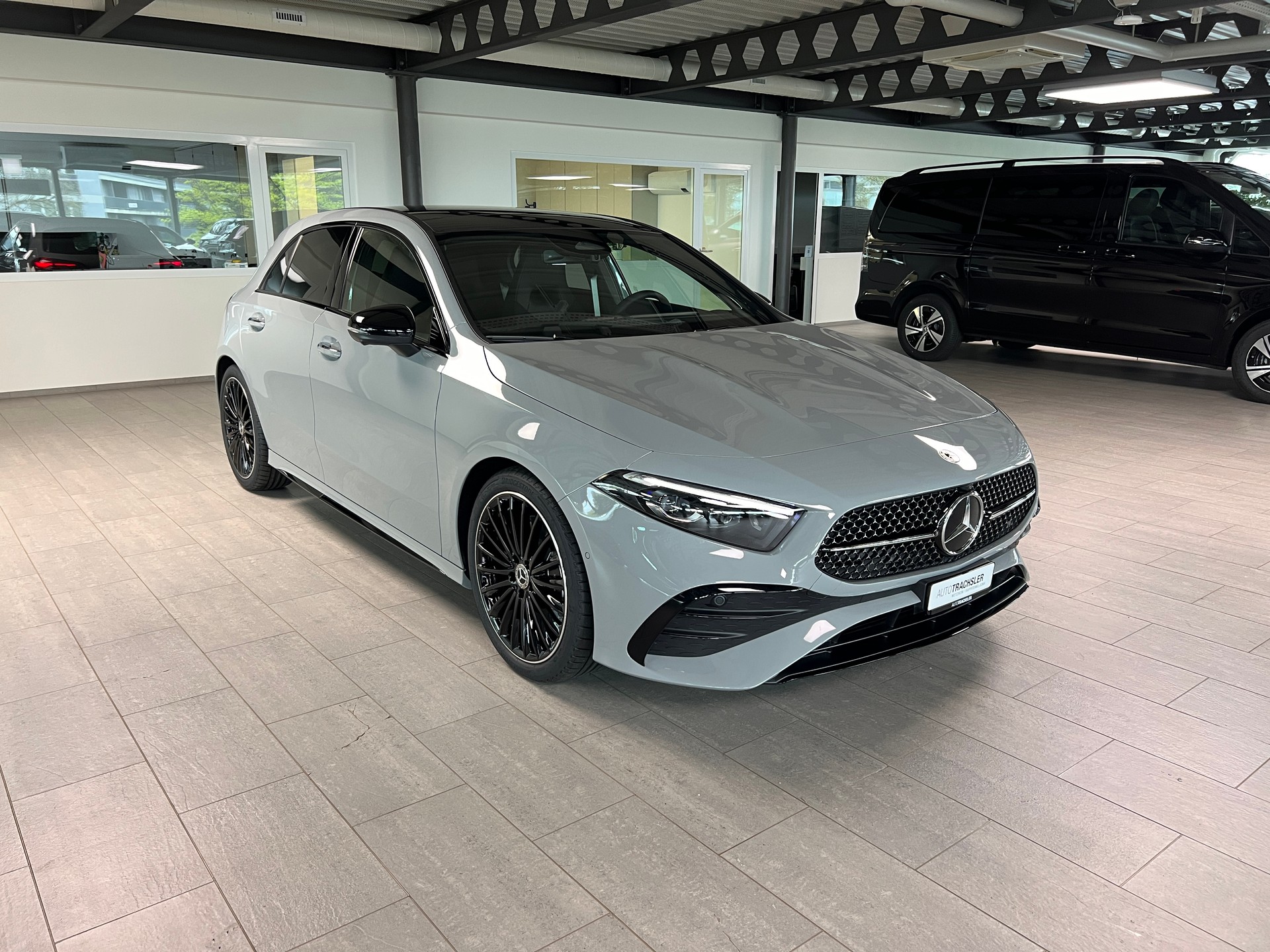 MERCEDES-BENZ A 250 4Matic 8G-DCT-image-2