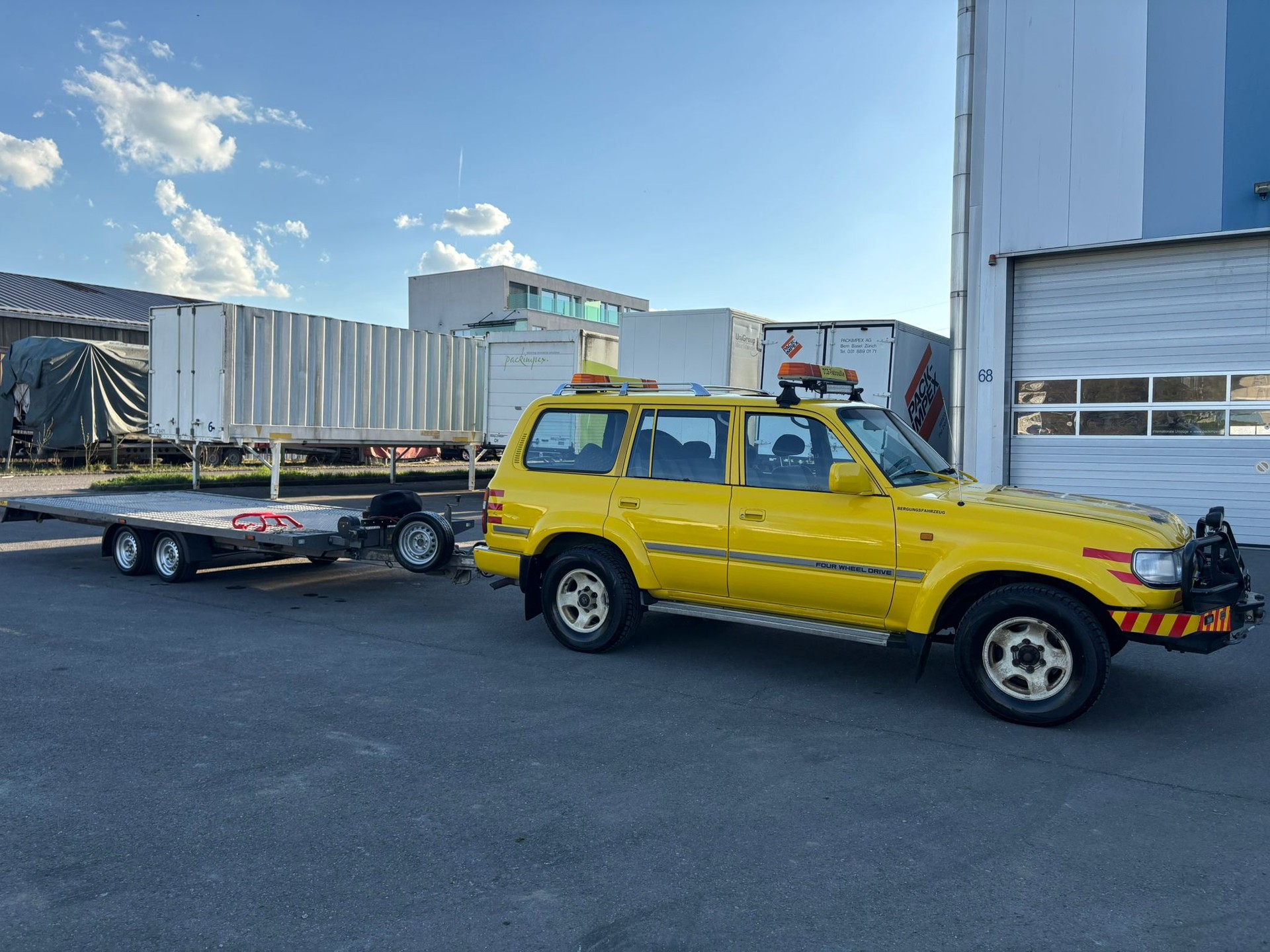 TOYOTA FZJ80L VX Super Saloon-image-2