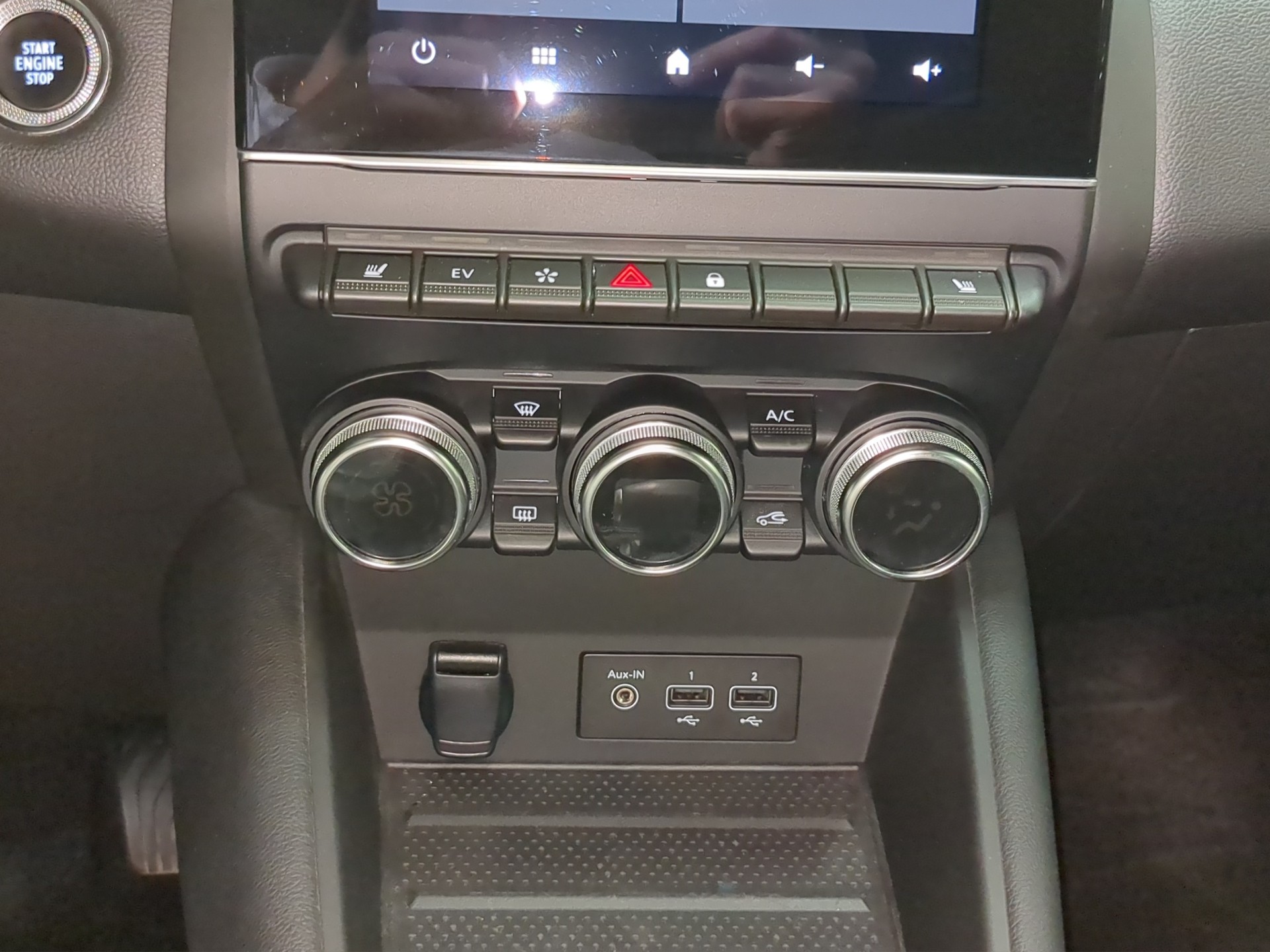 RENAULT Captur 1.6 E-Tech 145 Rive Gauche DHT-image-19