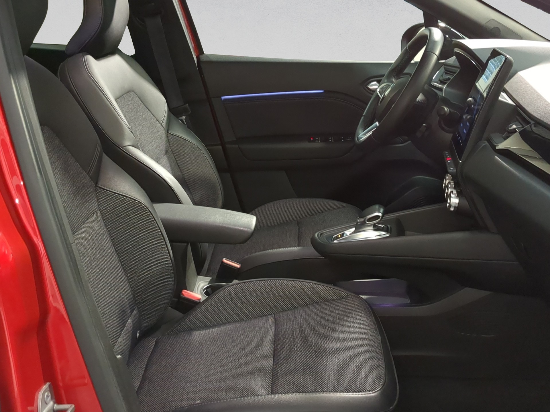 RENAULT Captur 1.6 E-Tech 145 Rive Gauche DHT-image-15