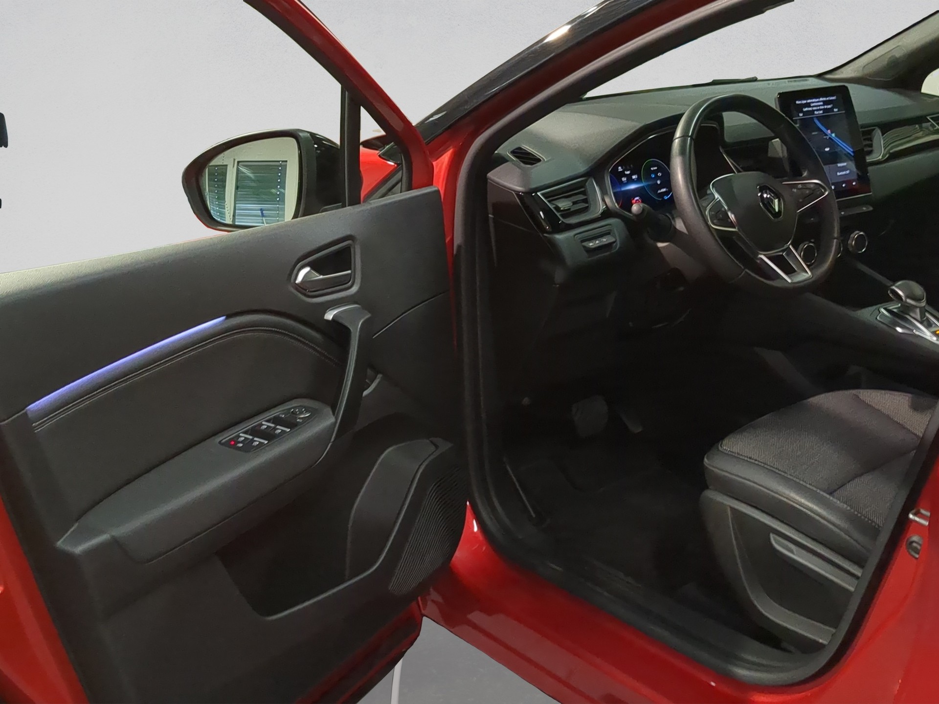 RENAULT Captur 1.6 E-Tech 145 Rive Gauche DHT-image-21