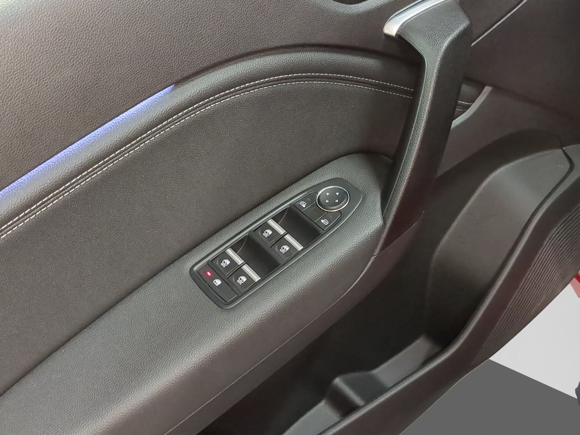 RENAULT Captur 1.6 E-Tech 145 Rive Gauche DHT-image-17