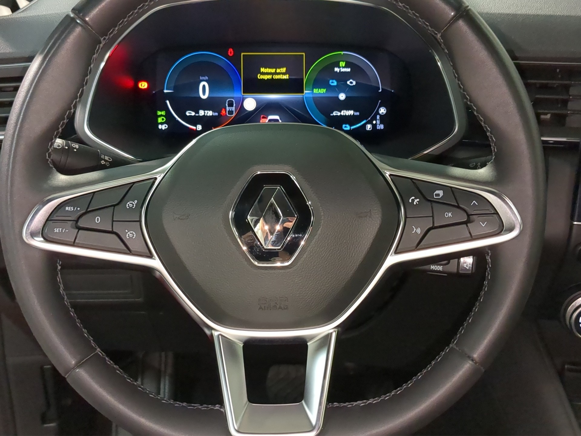 RENAULT Captur 1.6 E-Tech 145 Rive Gauche DHT-image-9