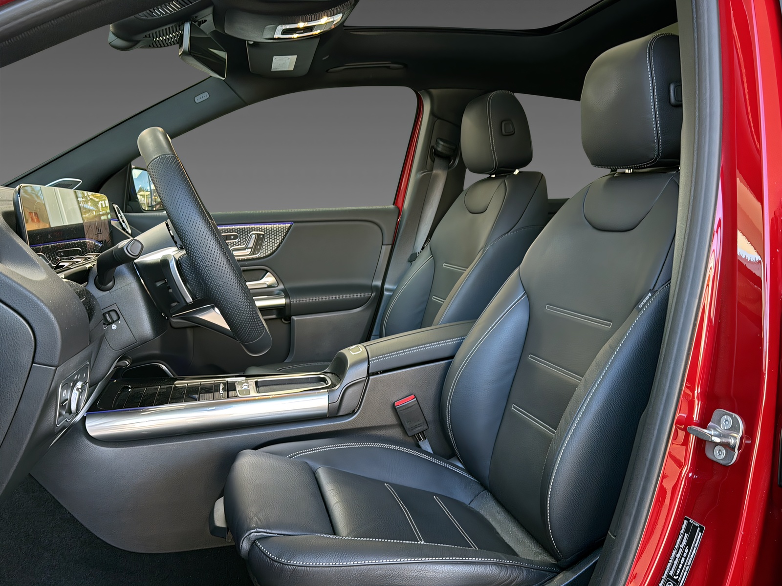 MERCEDES-BENZ GLA 250 e EQ Star 8G-DCT-image-10